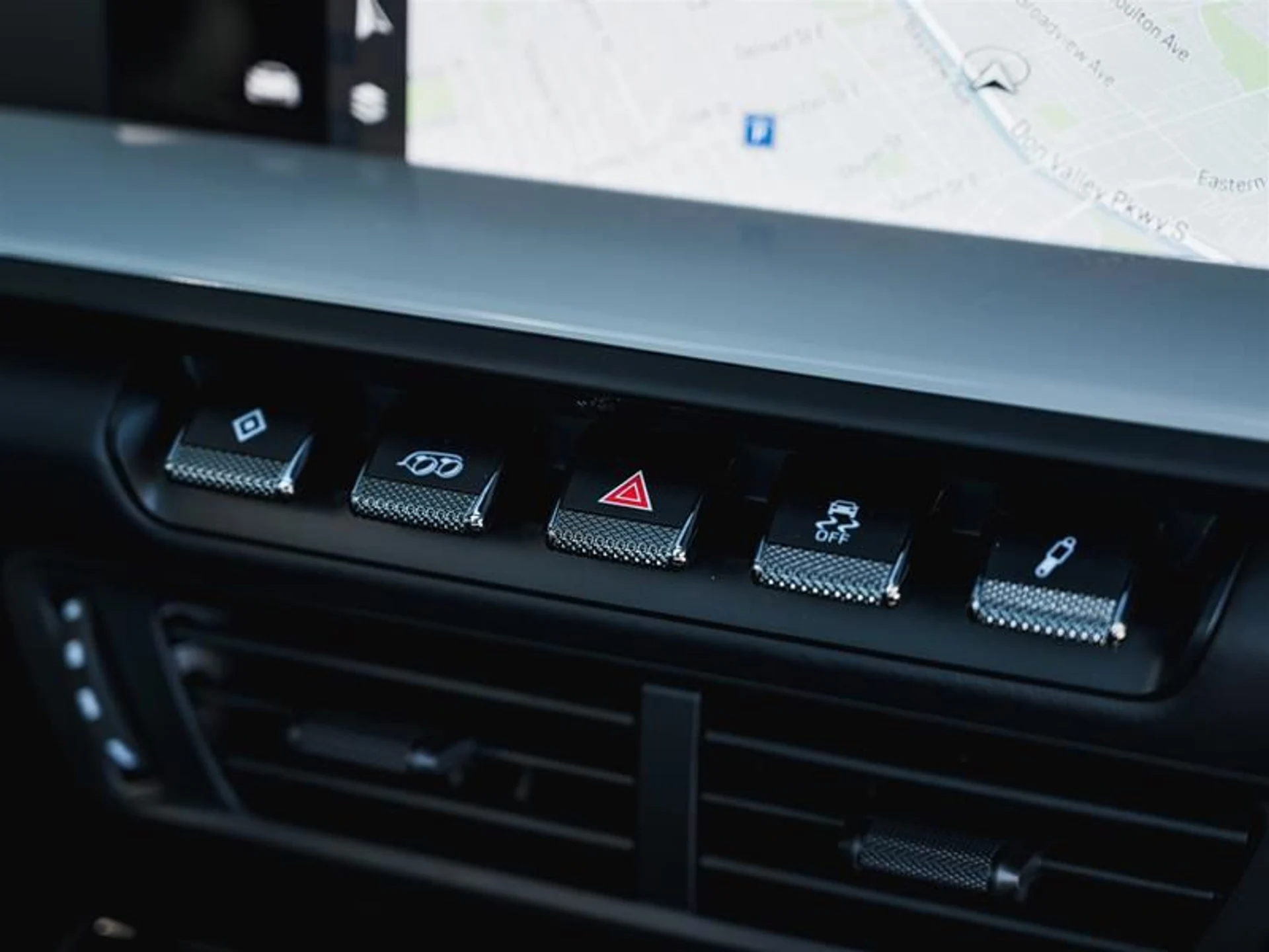 mph028_659461802_w4porvzm_531ab0324b