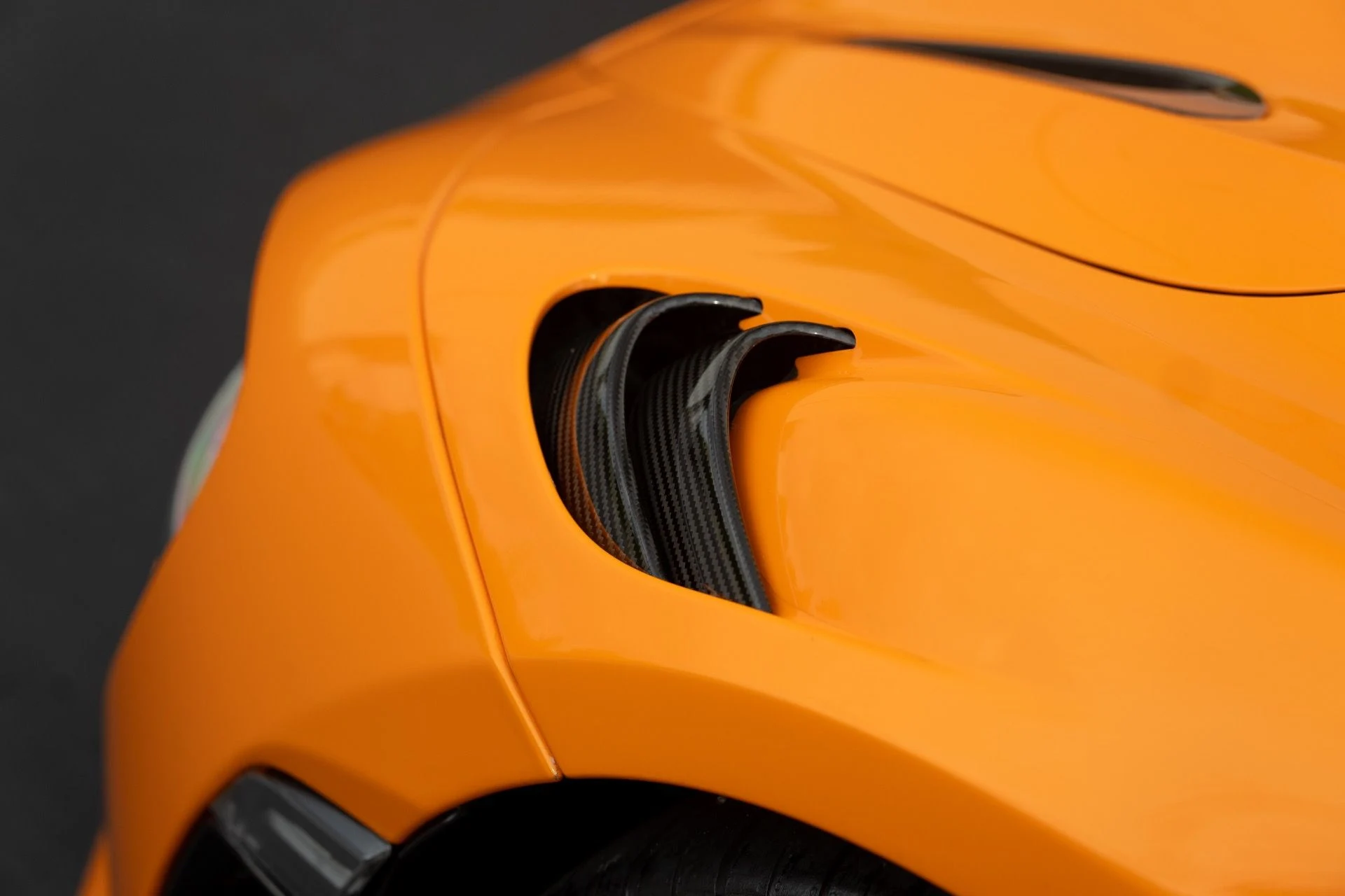 mph028_663978046_Used_2021_Mc_Laren_765_LT_1757087774_0040fccf66