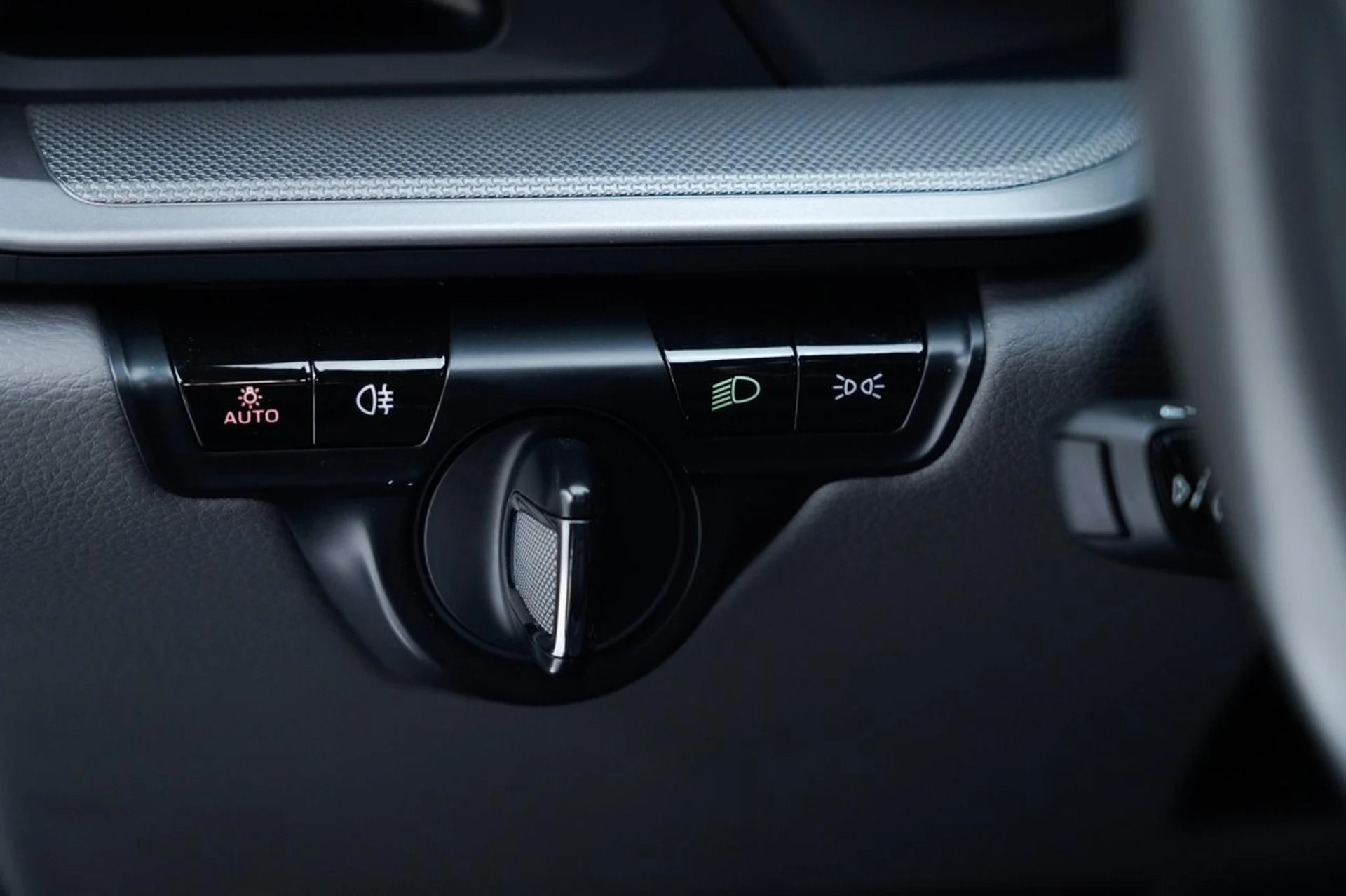 mph028_667009839_d695391f1feeb7621c9e97021660a664_c1032f3559