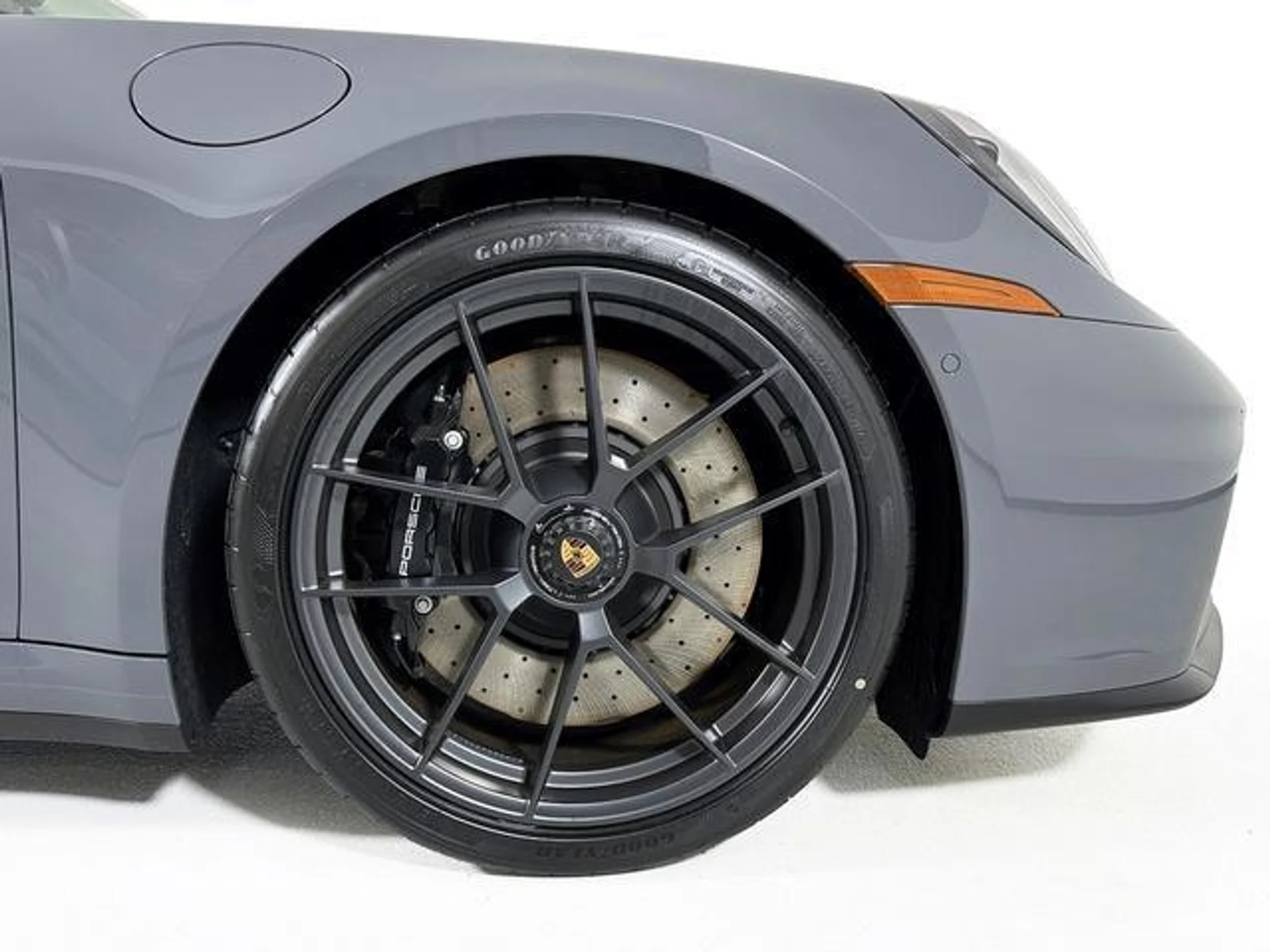 mph028_671050600_65op_P_Ldx_j0_Yuo_DU_8_Q3_Z1_L9_E5v_M_82f8aba7b1