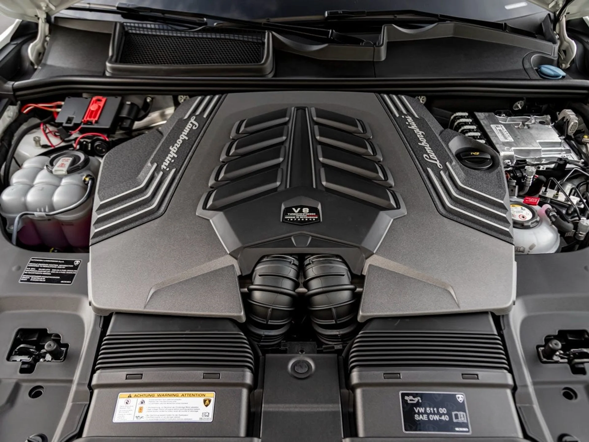 mph028_676889314_29_e925c5b309