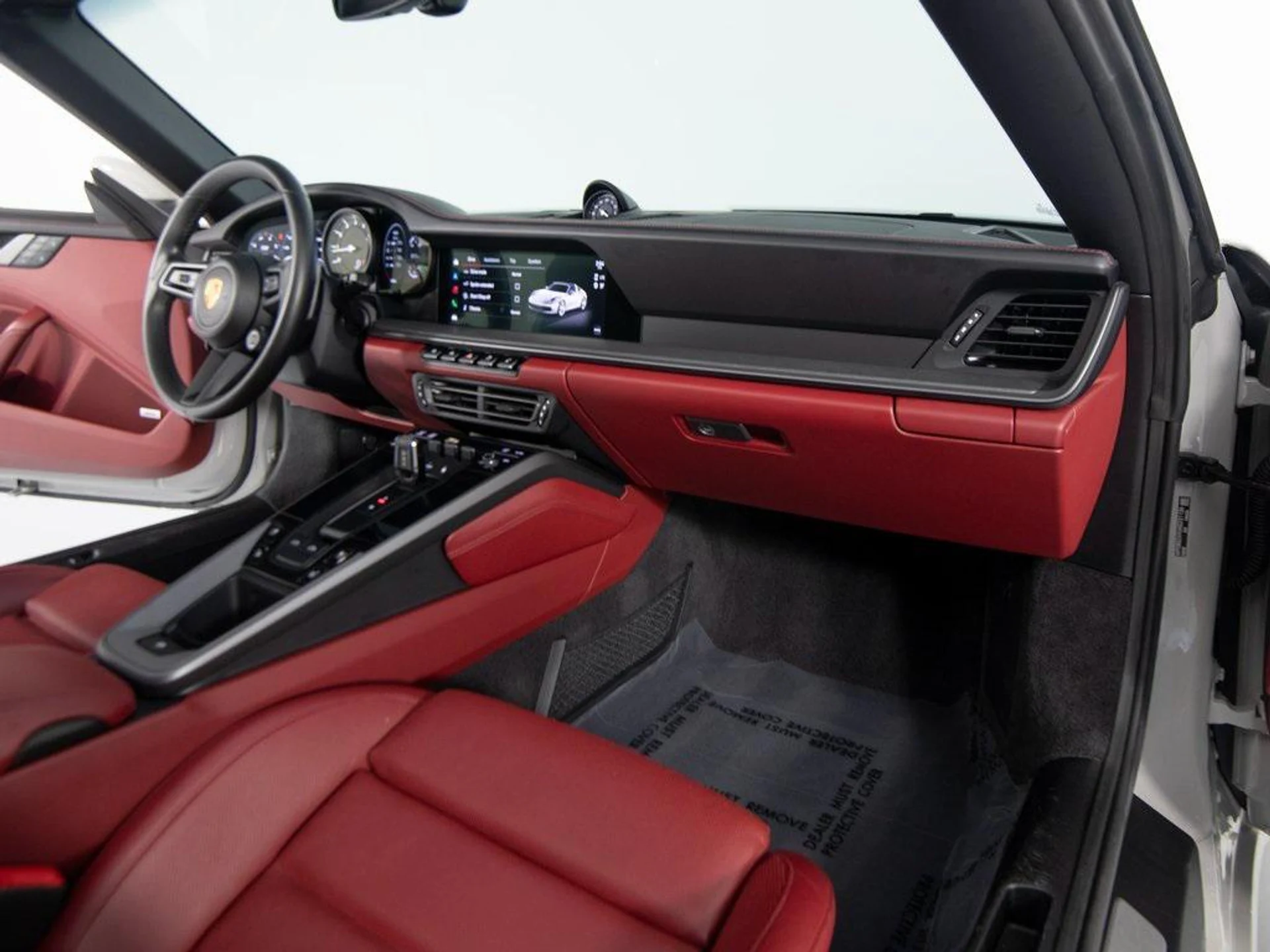 mph028_679298366_d_0_SN_a_Faffdev9xfd_P0_QTHRR_Vs_1193ece3c3