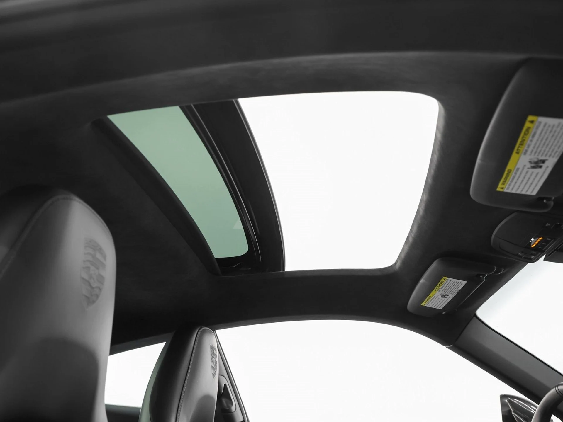 mph028_683530687_29_09fe736ec6