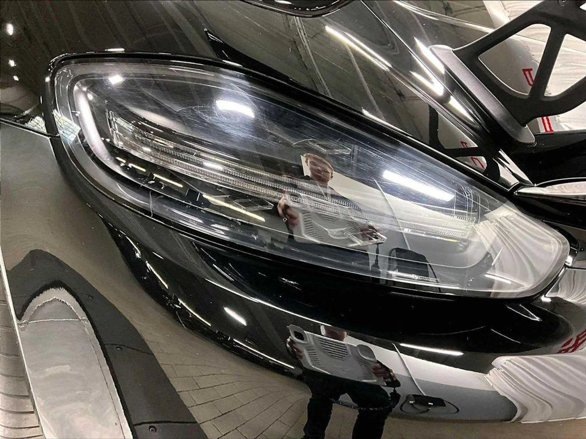 mph028_693055536_M_Txl2c_W4ytrba1_Gv_YB_C0_TDP_Uo_5832b3a0d7