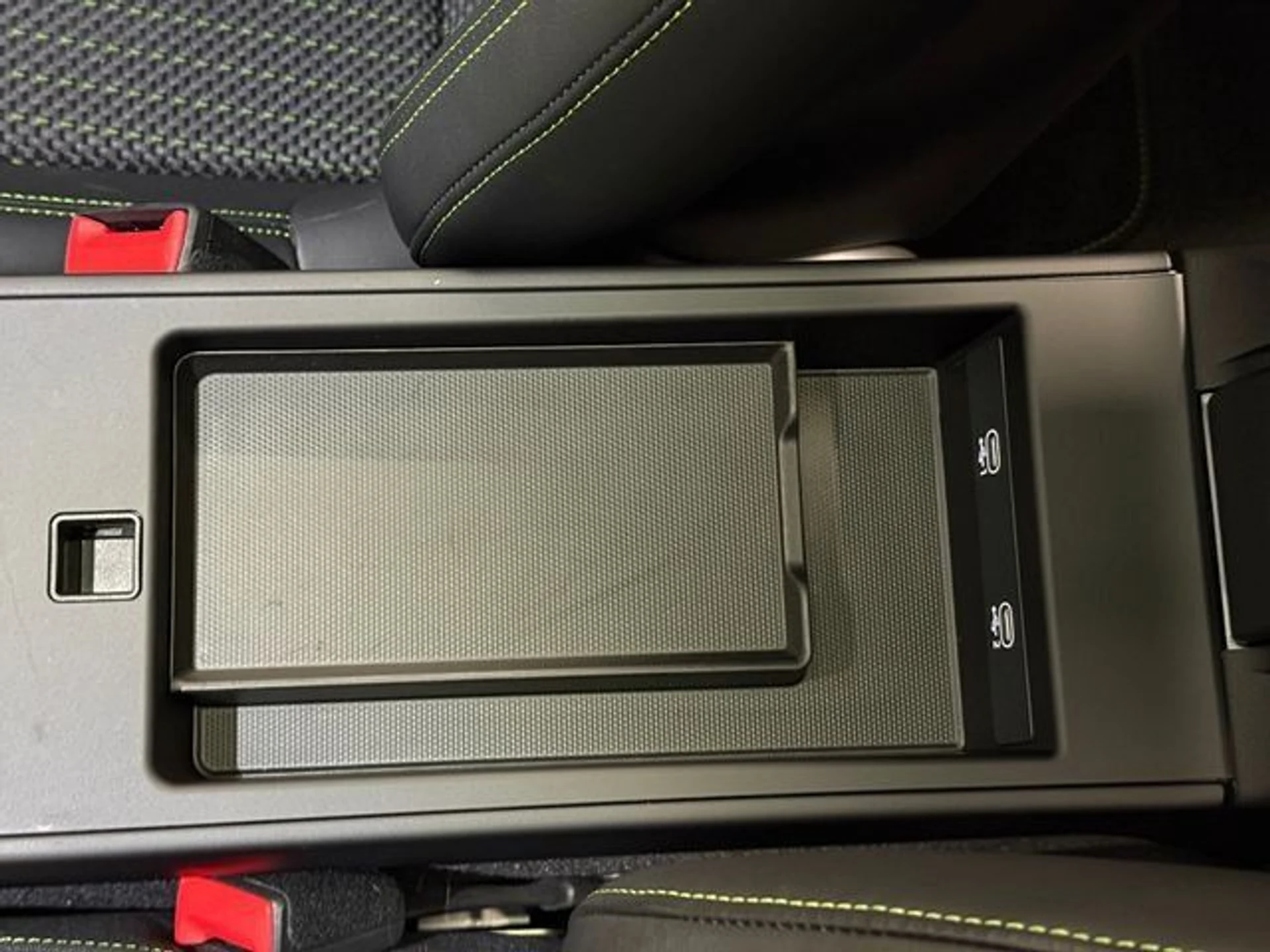 mph028_694356014_c9011859618c32ccbd9d8c8608c84f41_b3aa94c0f4