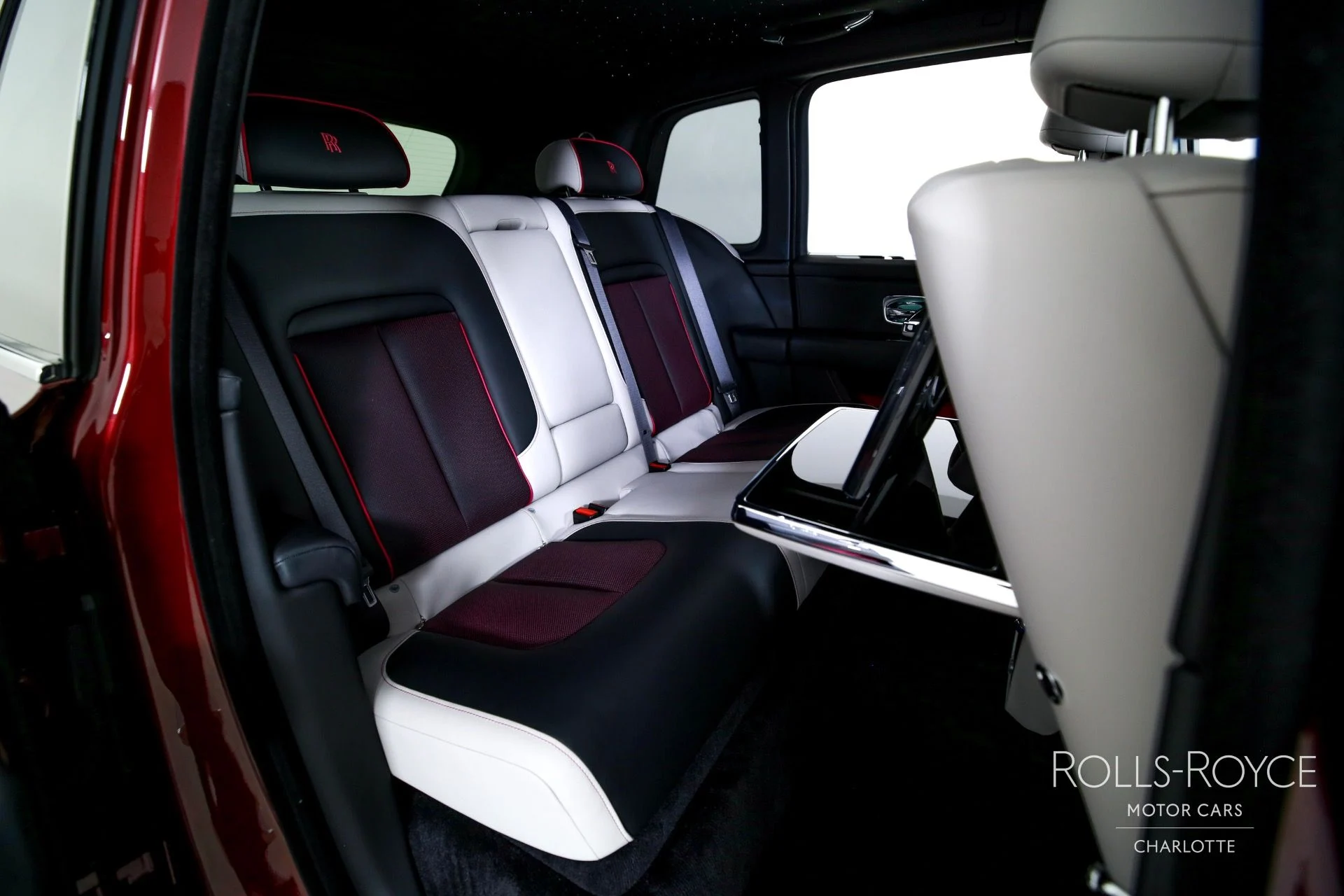 mph028_696048016_Used_2025_Rolls_Royce_Cullinan_1757533758_e35b5a102f