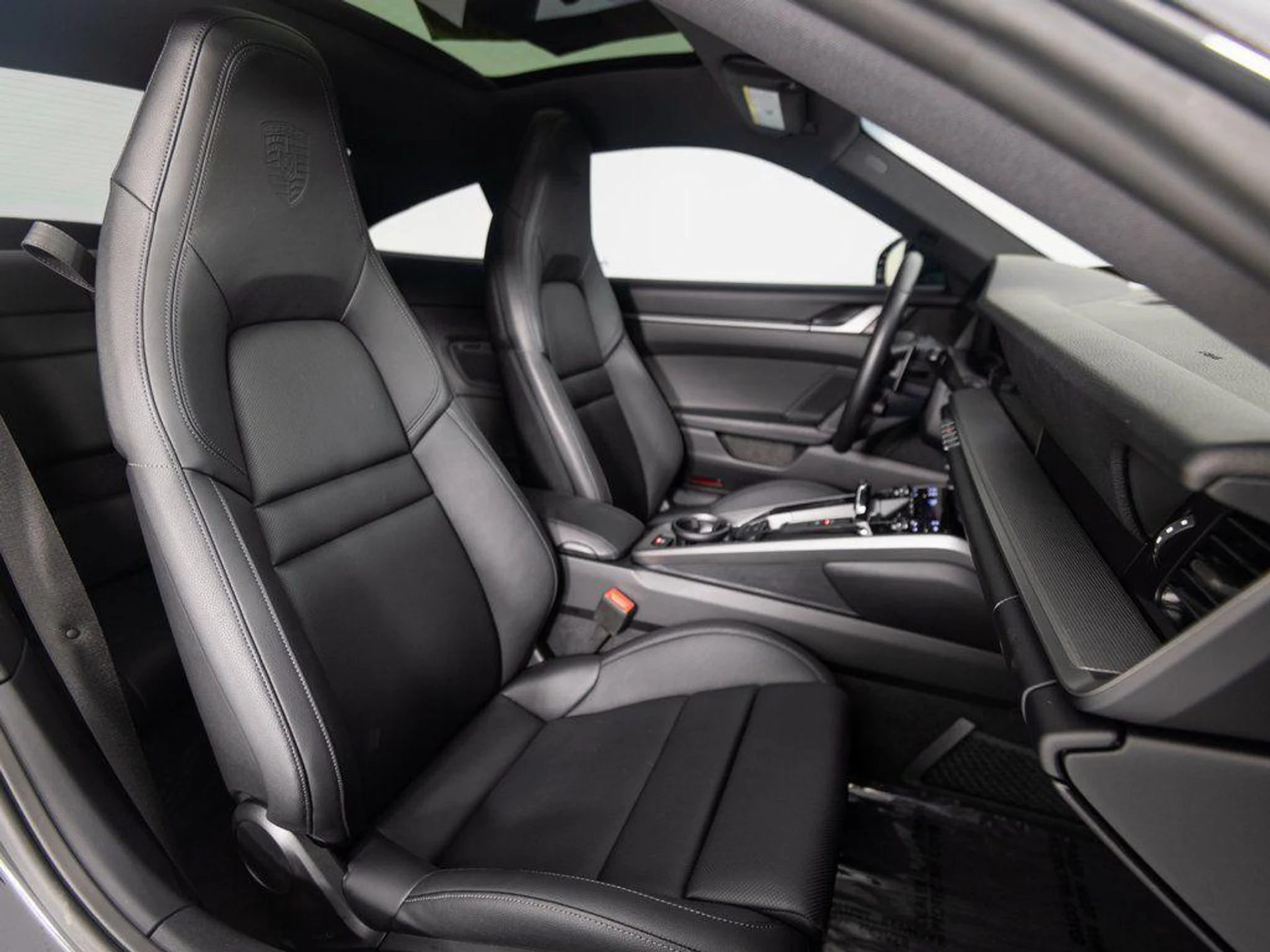 mph028_705091329_ZX_4_M8rqc_N_Oo1_Cla4p_M6lap_HFH_Ss_8170793c34