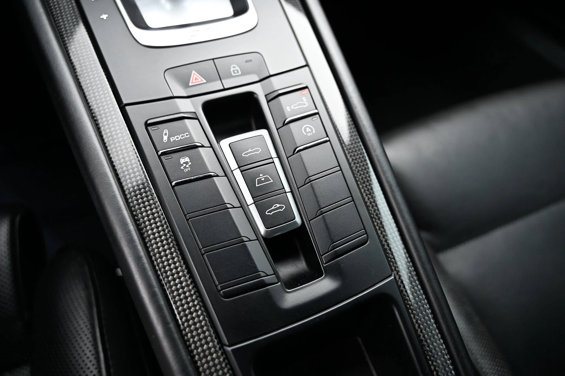 mph028_705174517_a9c89cb70f134f7eba6a6cee42141029_2b993ee3b7