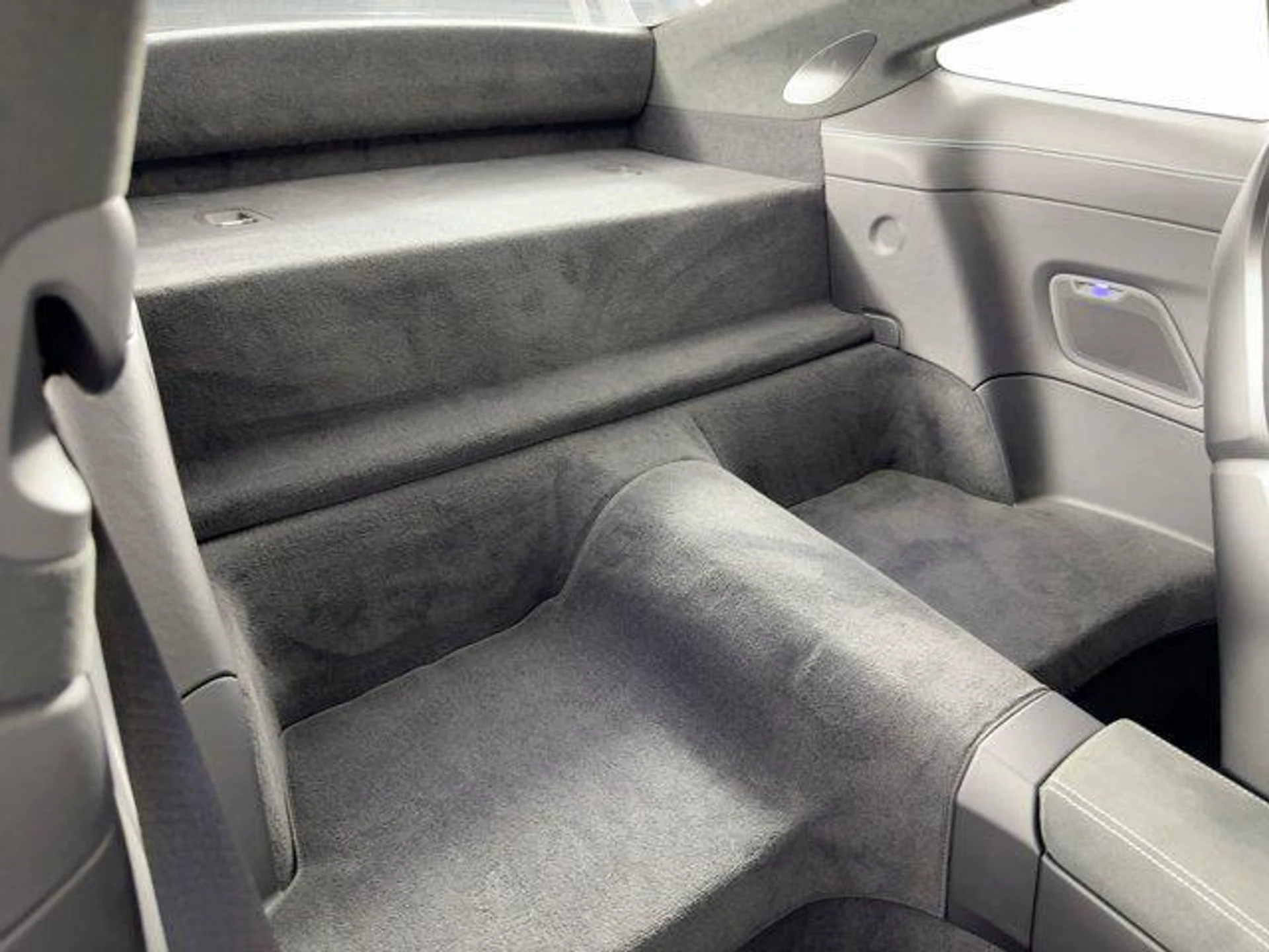 mph028_707692343_Ur_G_Xbsou2y_Enmscfm_GI_Cu_Wwi_GA_5eb4077fa1