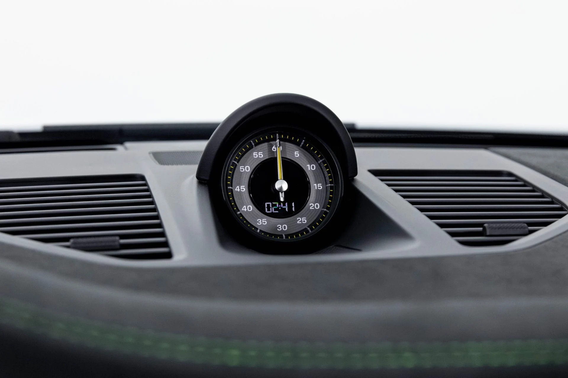 mph028_718014614_Used_2025_Porsche_911_GT_3_RS_1764353815_cc0dc7338e