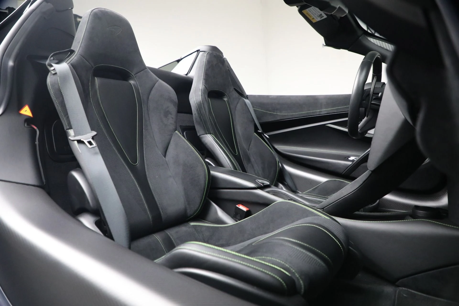 mph028_722379001_Used_2020_Mc_Laren_720_S_Spider_Performance_0f299e67b9