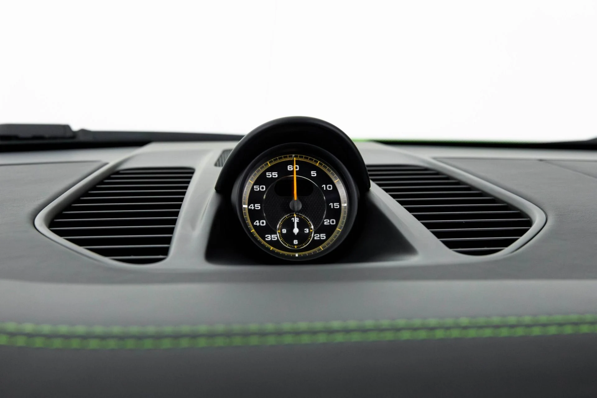 mph028_723527858_Used_2019_Porsche_911_GT_3_RS_1763595278_6765ac276b