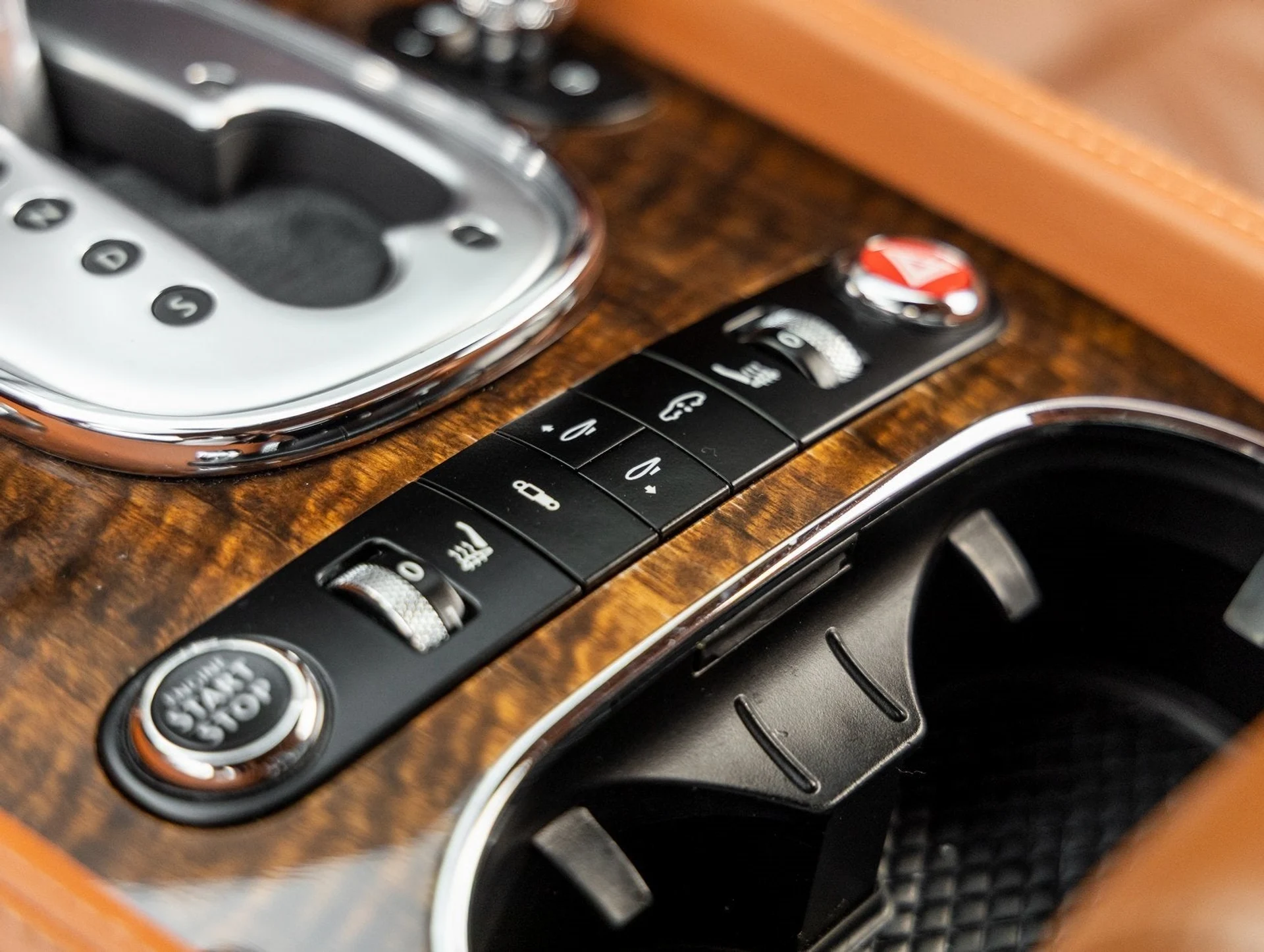 mph028_723787350_29_aca85ee9e0