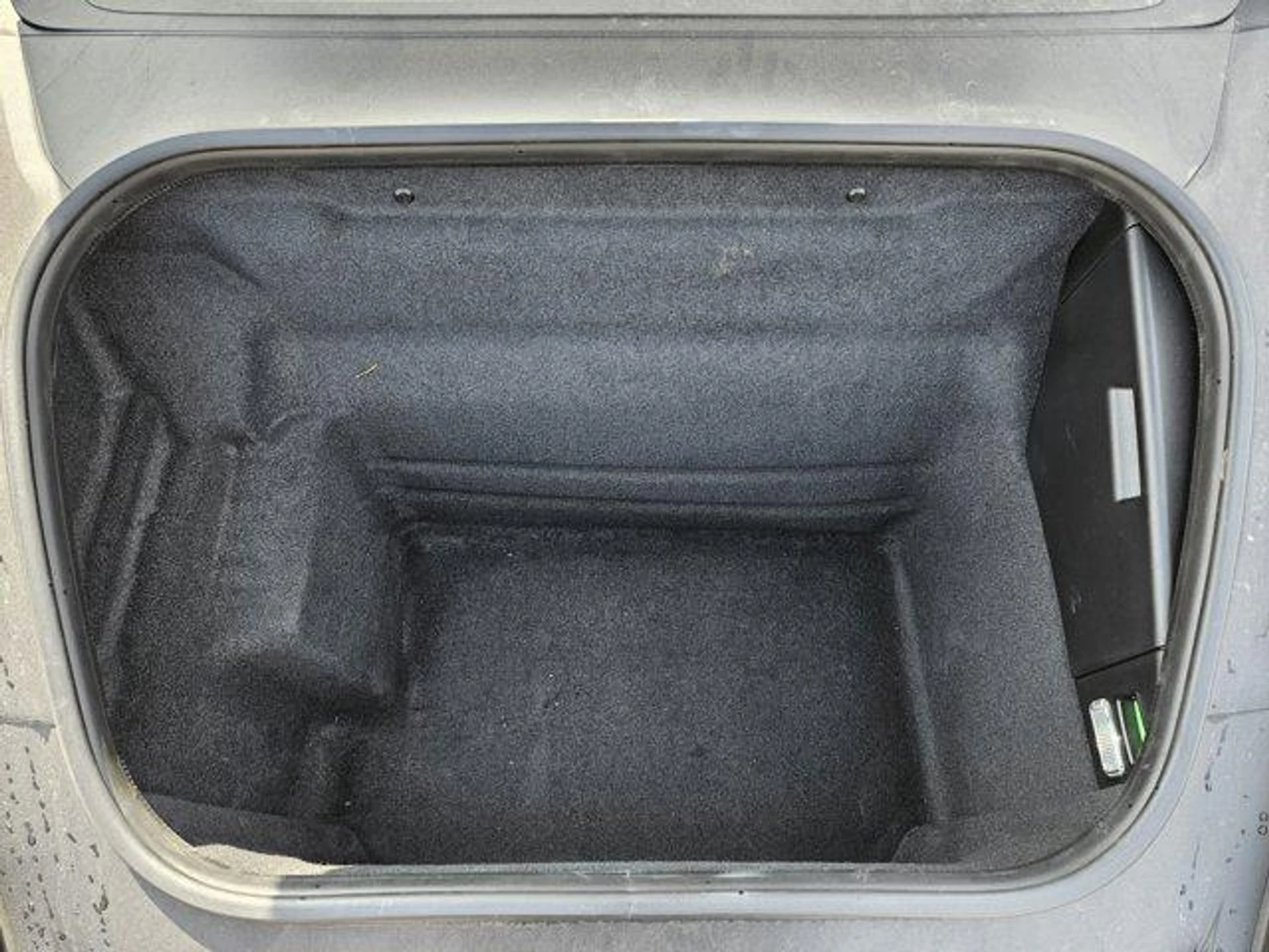 mph028_732296871_3_nglu_Ma_Pb_Vm_P_Gla_Ra_Kb_HX_4_Z_Ry_A_c09751d4ae