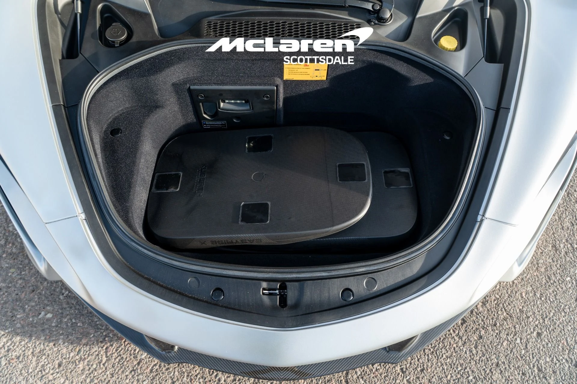 mph028_744416043_Used_2023_MCLAREN_ARTURA_1766275196_68bcf941f9