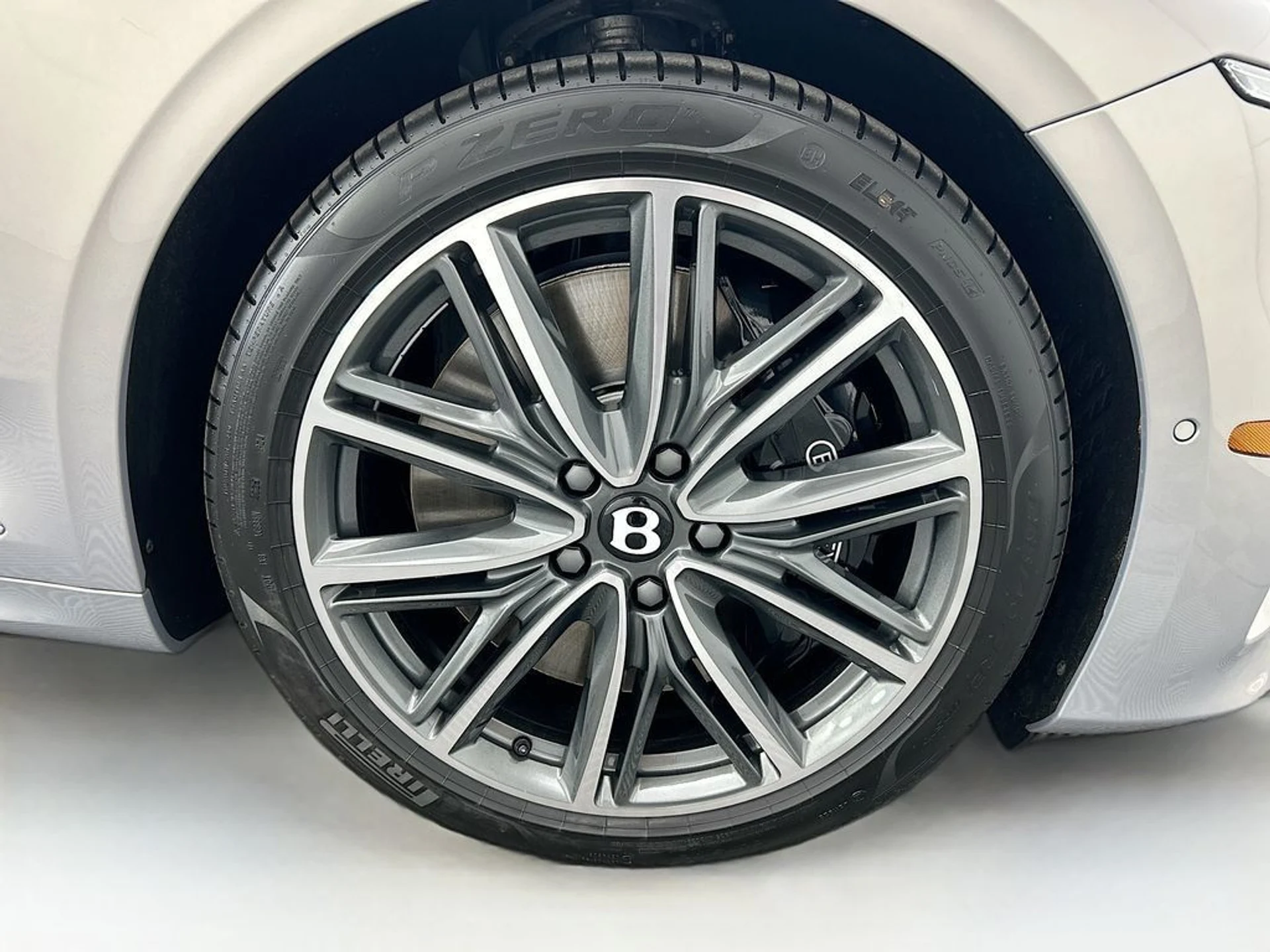mph028_745298052_new_2026_bentley_continental_gt_azure_8119_22995389_29_1024_02311ae326