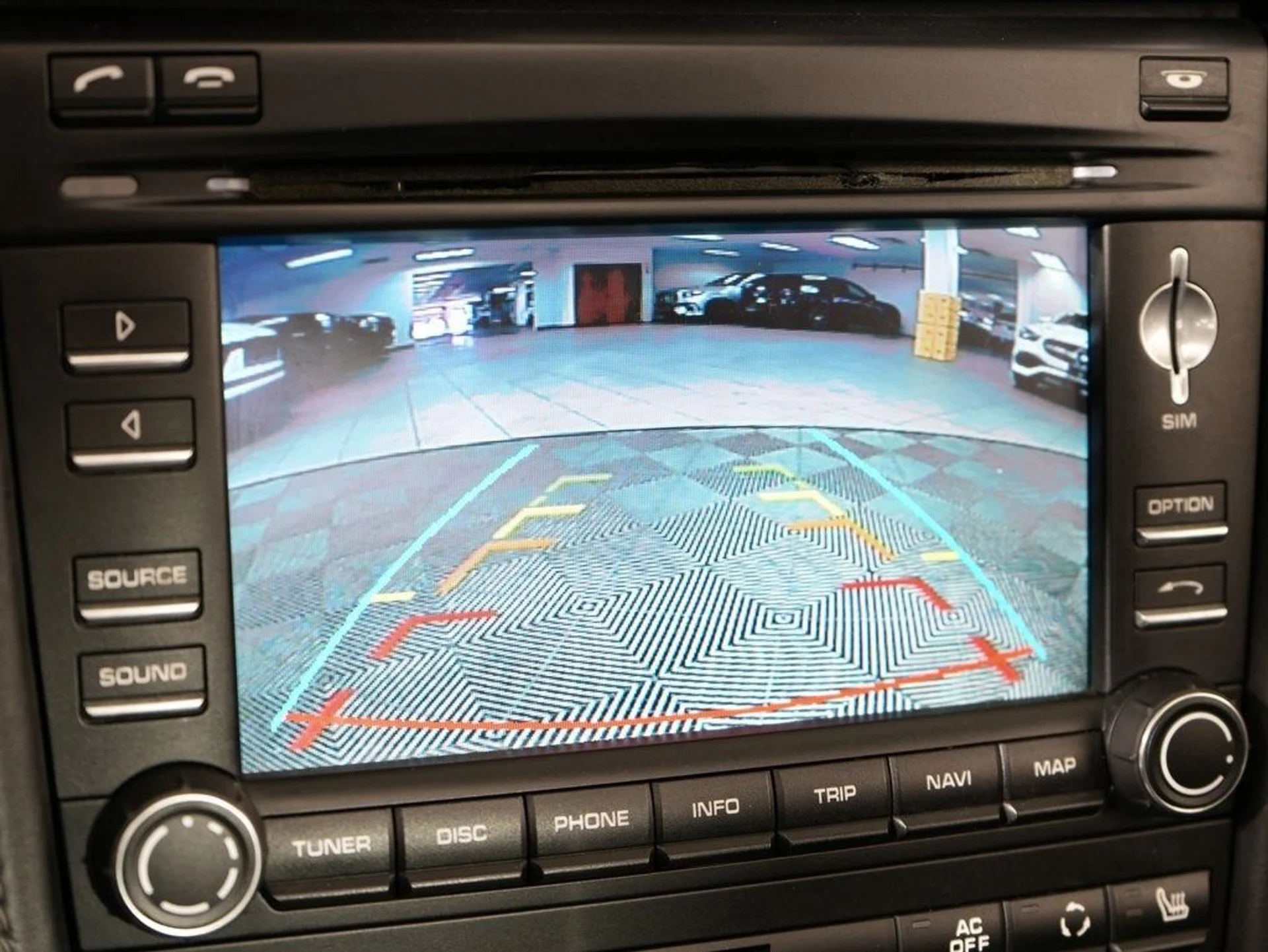 mph028_764363305_29_e0716fe3ce