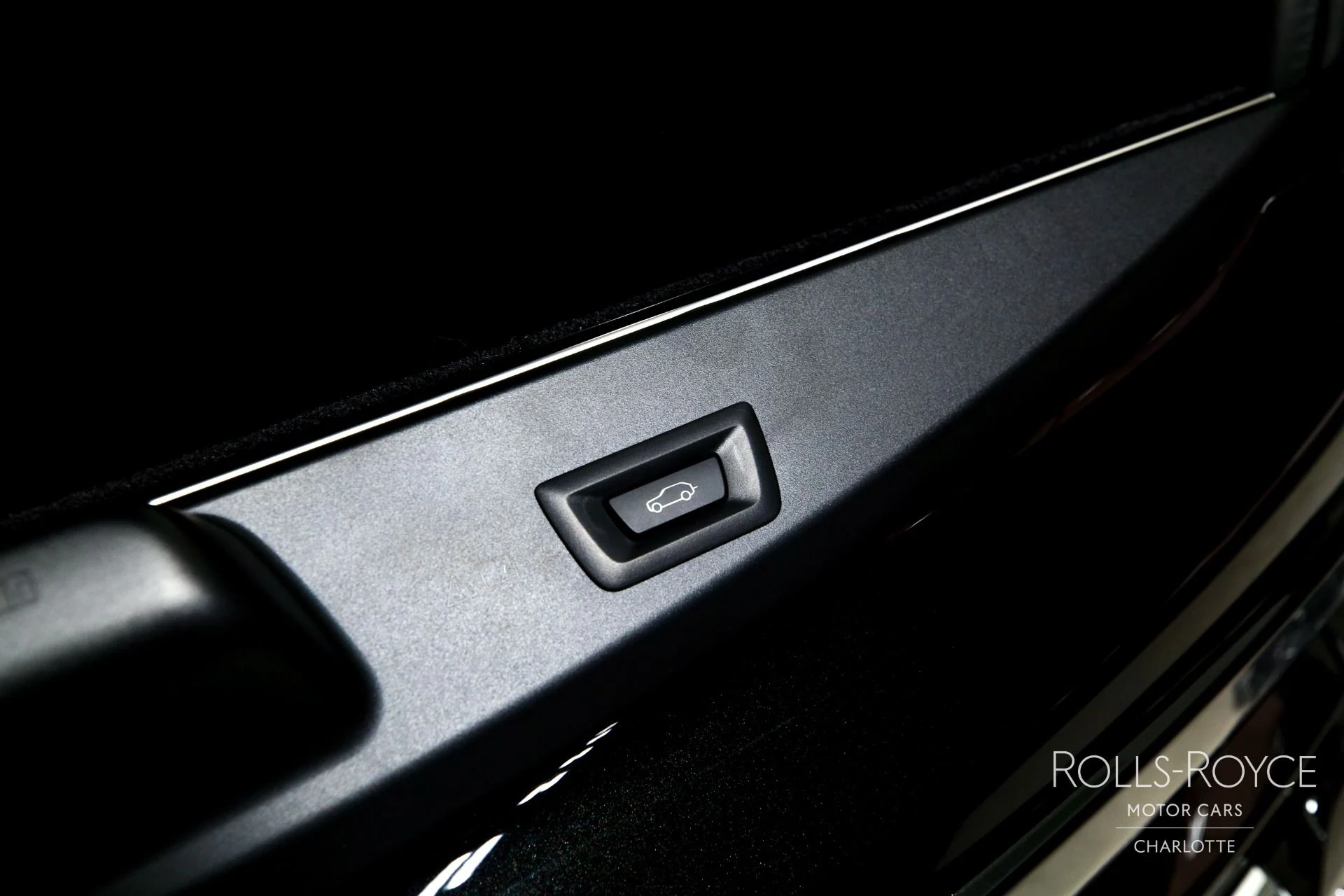 mph028_765855482_Used_2026_Rolls_Royce_Cullinan_1765392855_27455ff7b8