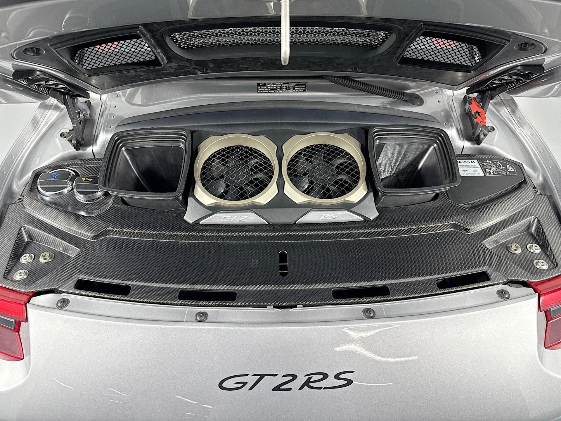 mph028_766125429_Used_2018_Porsche_911_GT_2_RS_1784762981_767d87661b