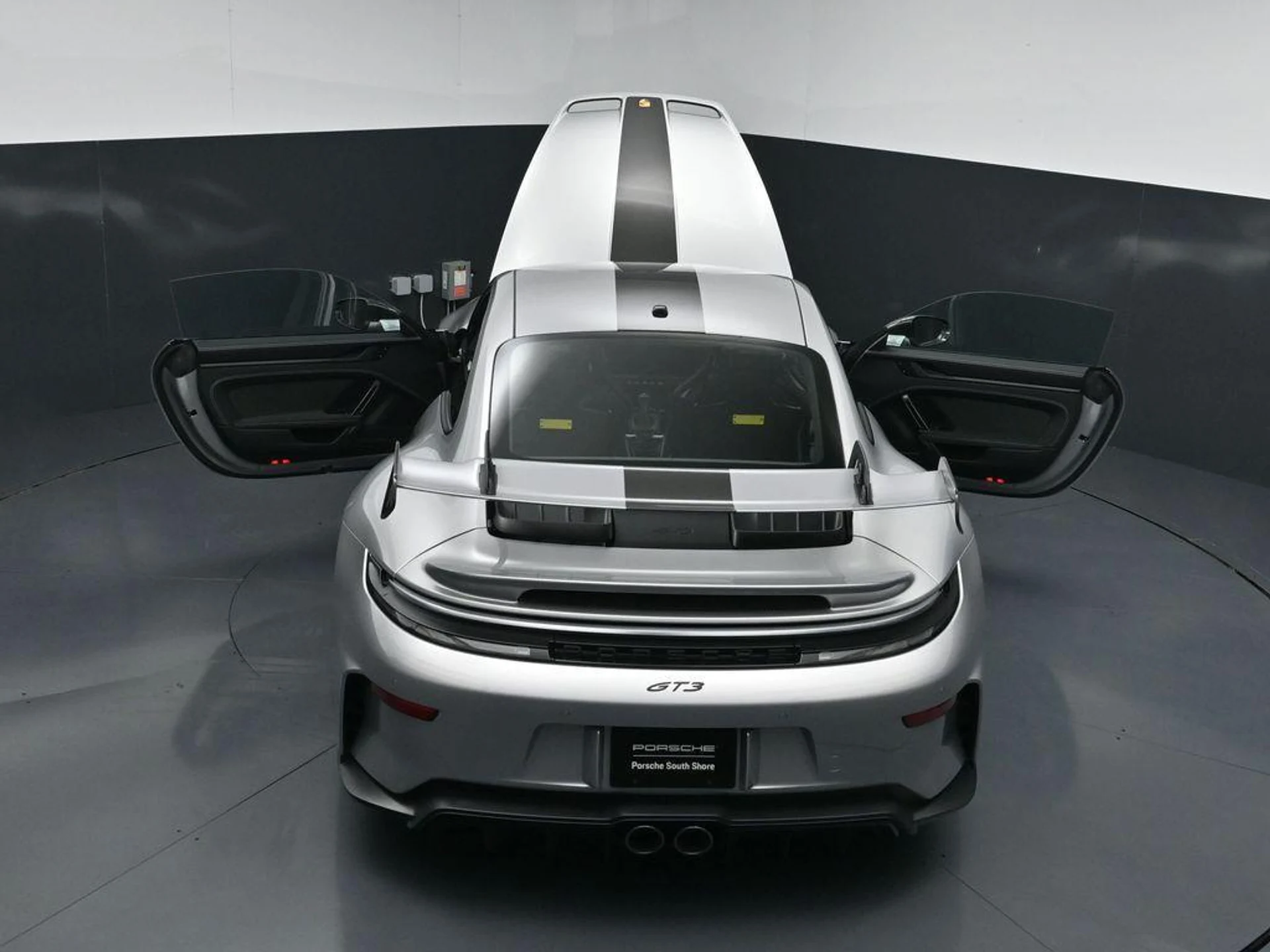 mph028_768399090_3_MV_Ibq5i3_A_Okai_M_Pigkb3e84sa_A_307b9f6b47