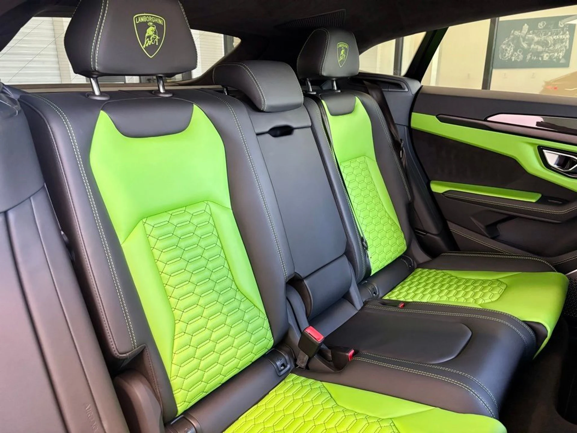 mph028_769308522_b91f80b19006d0a09062e7213e5d7ce6_725f1ce7b9