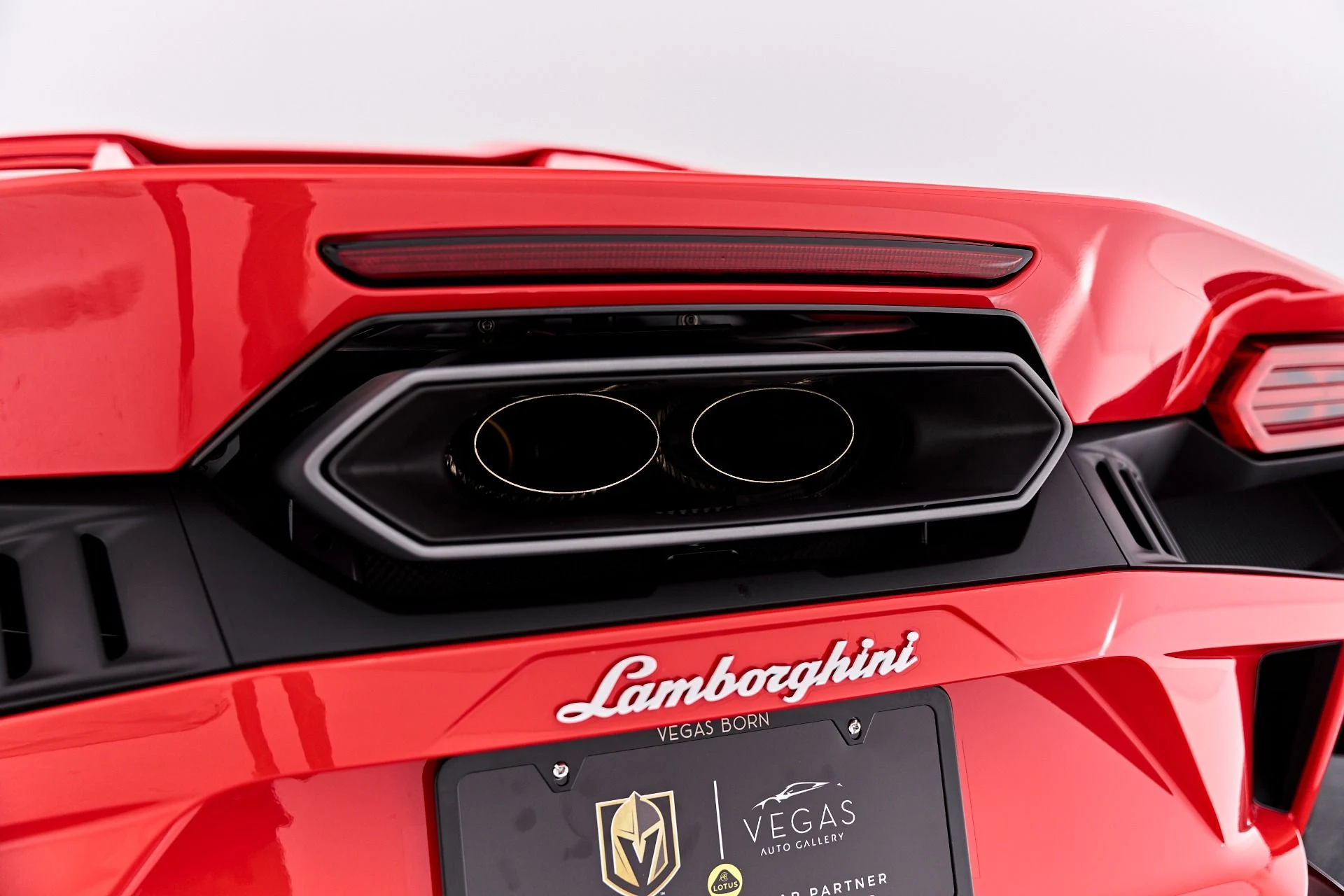 mph028_771203727_Used_2026_Lamborghini_Temerario_Base_1792011519_988a34fb7b