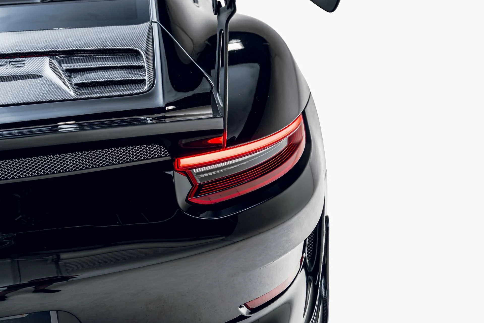 mph028_783444237_Used_2019_Porsche_911_GT_3_RS_1783617065_fbc29c4d63