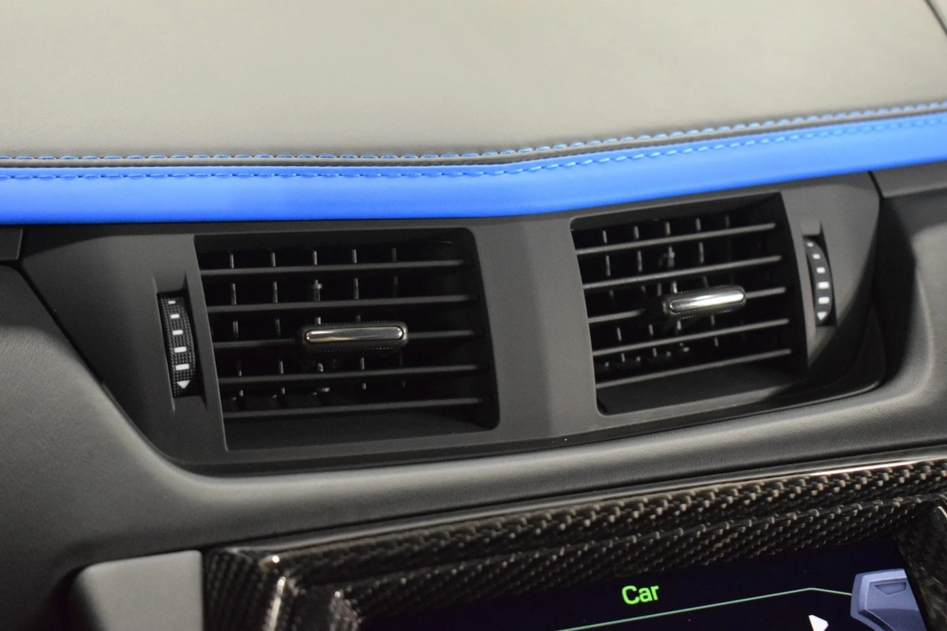 mph028_78437336_62ff56a7a1a9ad5f71b56b980b1be143x_ad3742f1e5