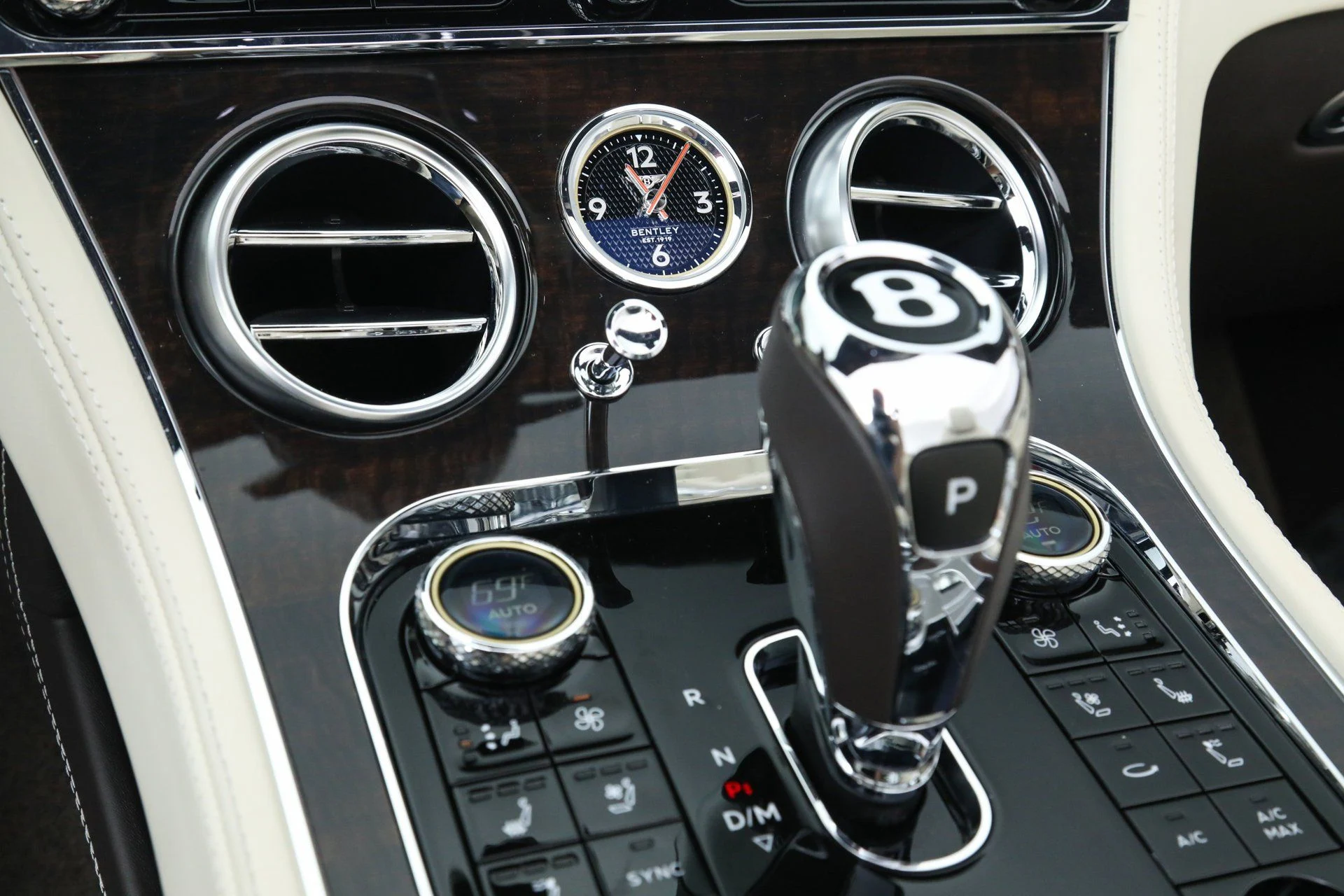 mph028_788771700_9679477278c63344e13739566609565e_e9c1e884a6