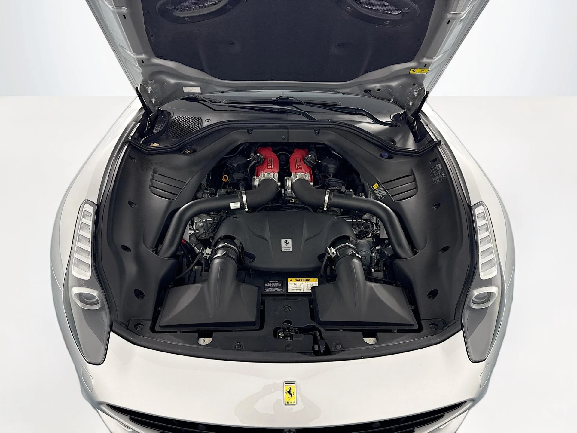 mph028_789032727_Used_2015_Ferrari_California_T_1782334340_8556dadad3