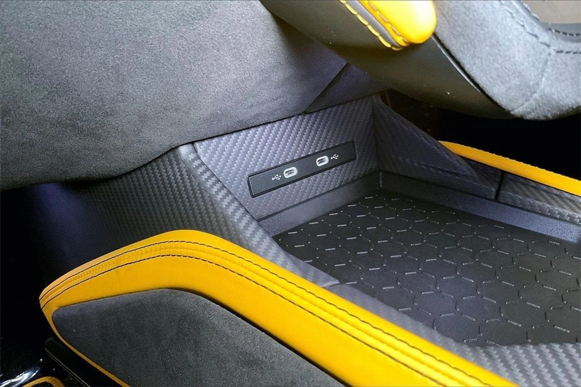 mph028_78974060_1780d1cc668a4d58fb163306cf87c0f7x_232d3c19ea