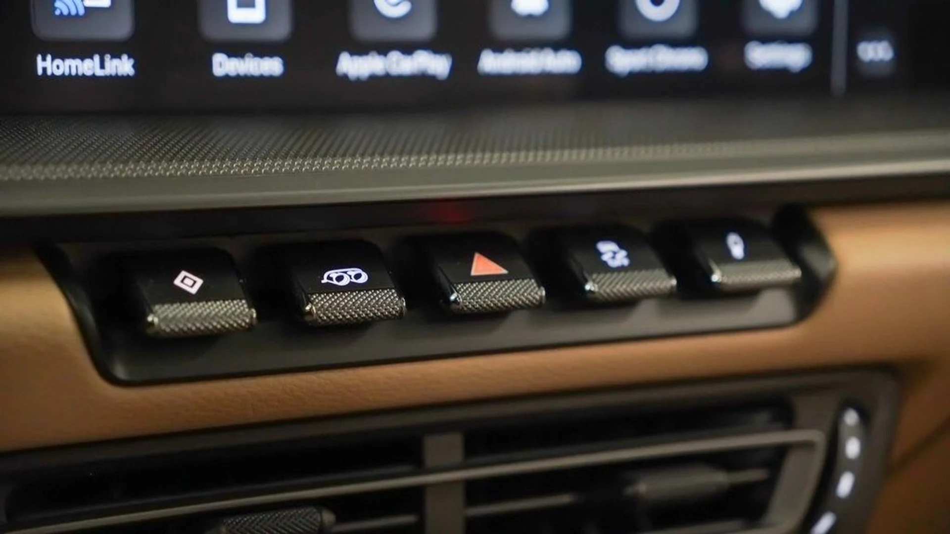 mph028_790371072_f10a85005ab27bcddaa77fba4872e60dx_6a6285aa16