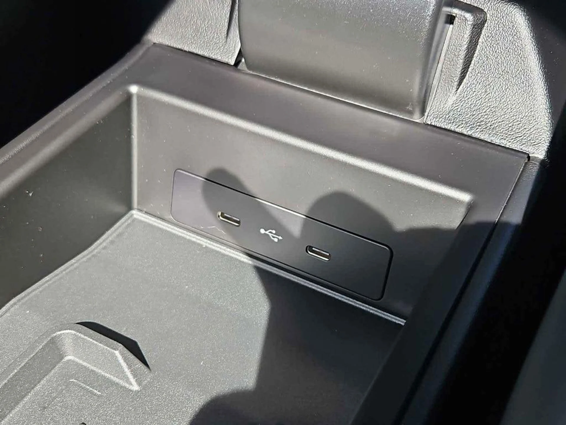 mph028_793044002_1q1_IF_2_VCW_Lx_TSY_Kp_Scpi2ml_AN_Ik_5e2c3f187c