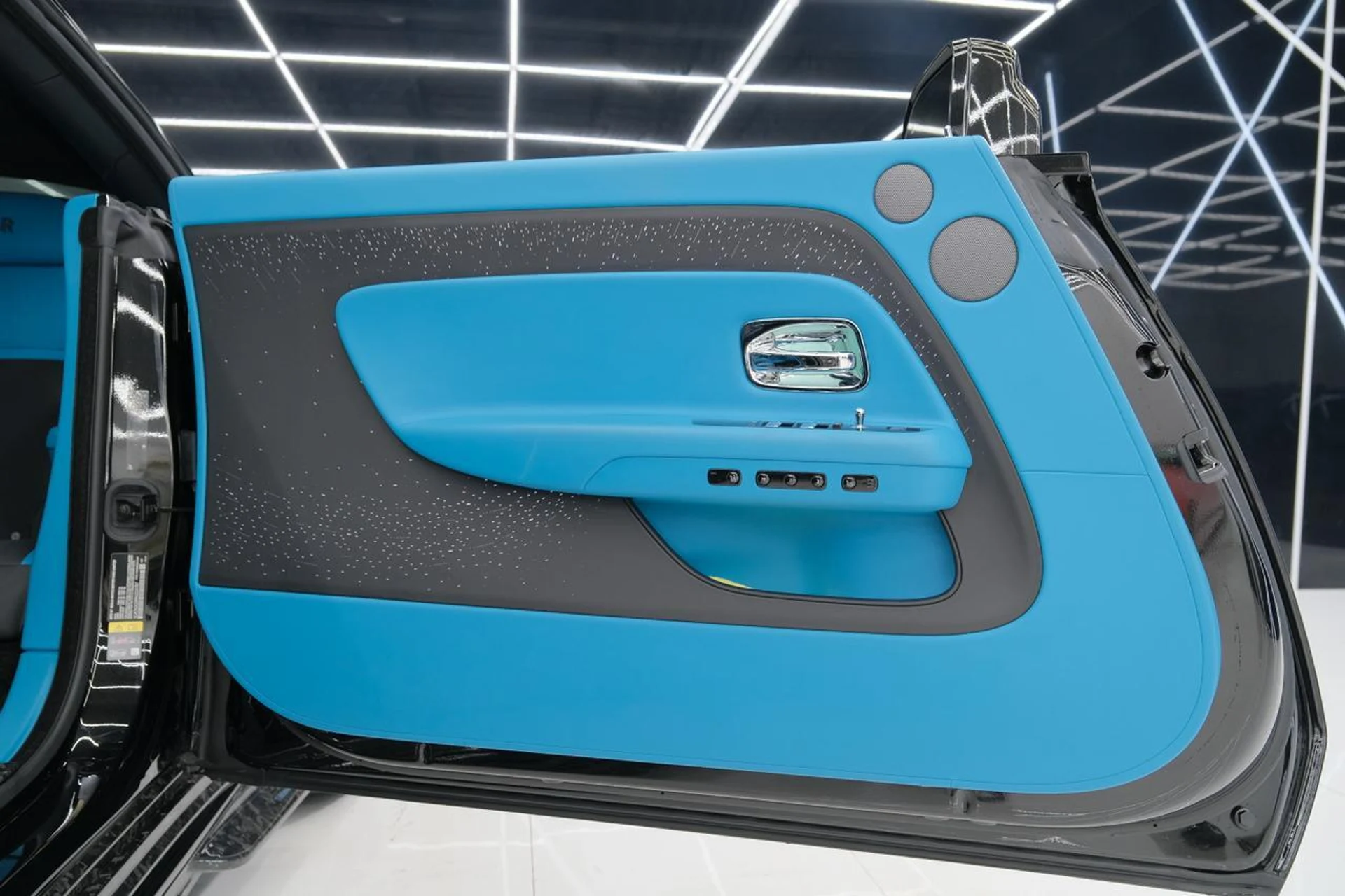 mph028_799865666_b06c3e3f43862bb294b178b229320507_7f03d7e3b9