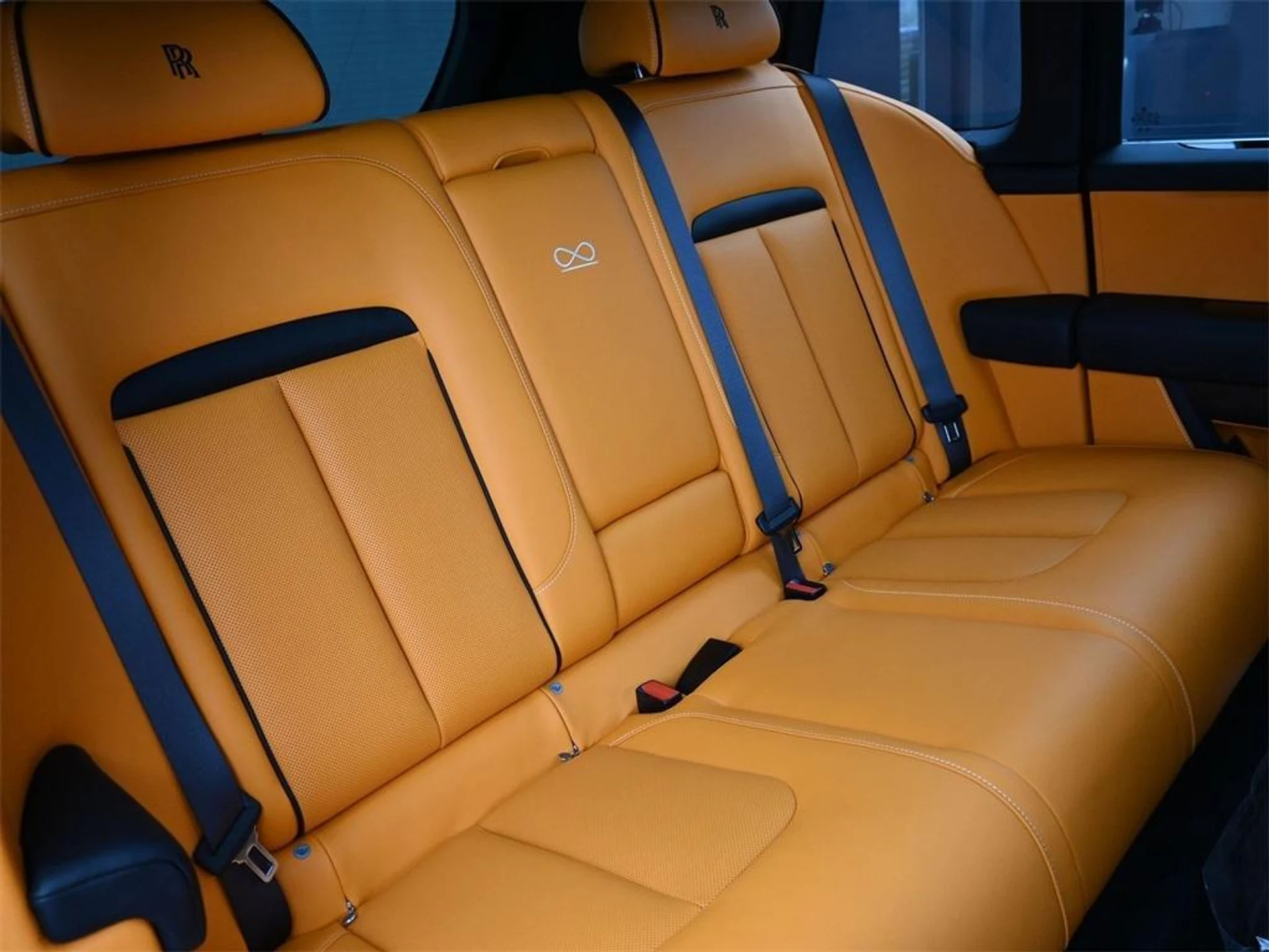 mph028_815601205_uj0q2_Te_V_Ndjfv_Srw8iyk_Qk_L8w_eedea64adc