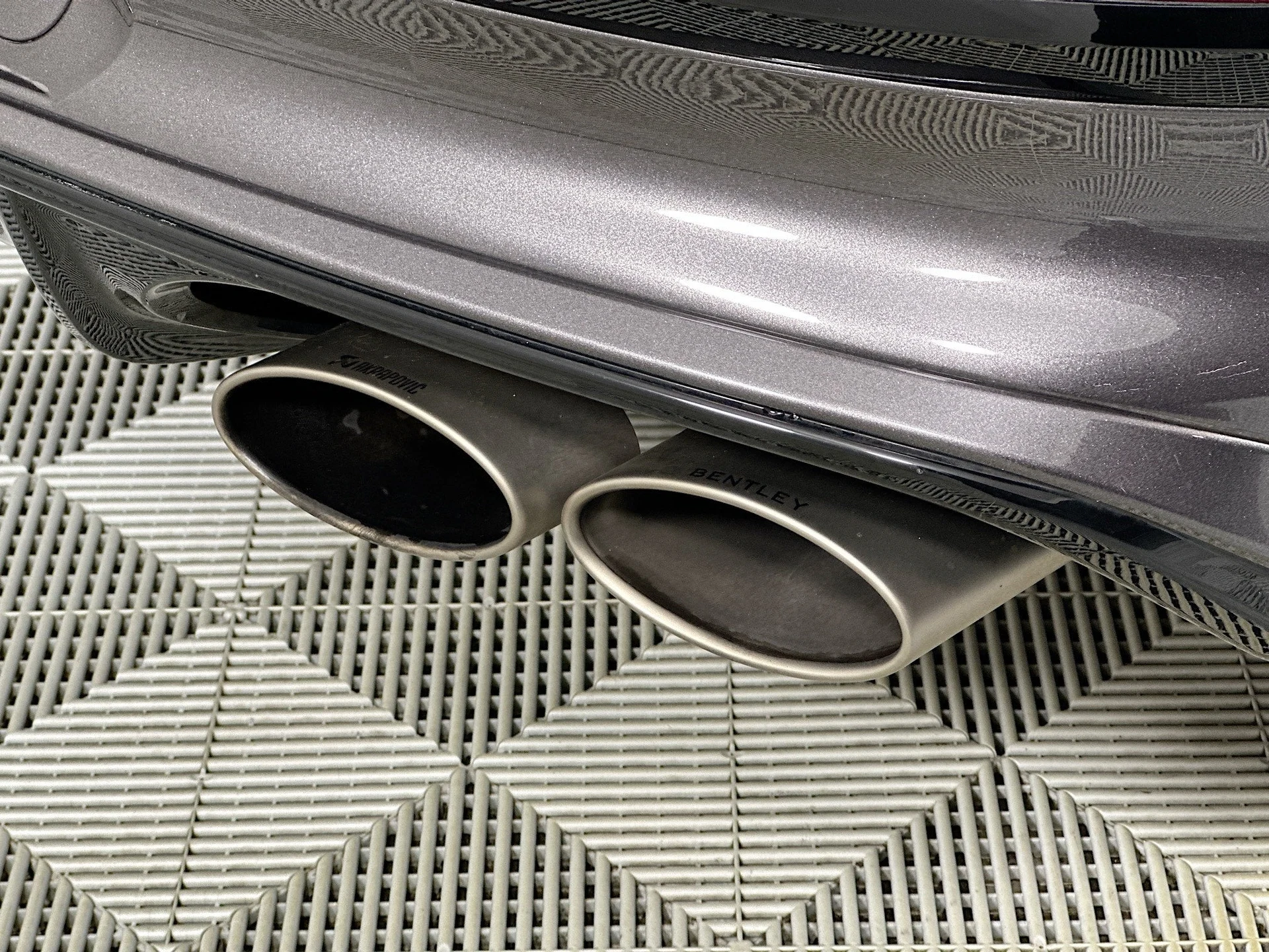 mph028_815829405_29_b002593e36