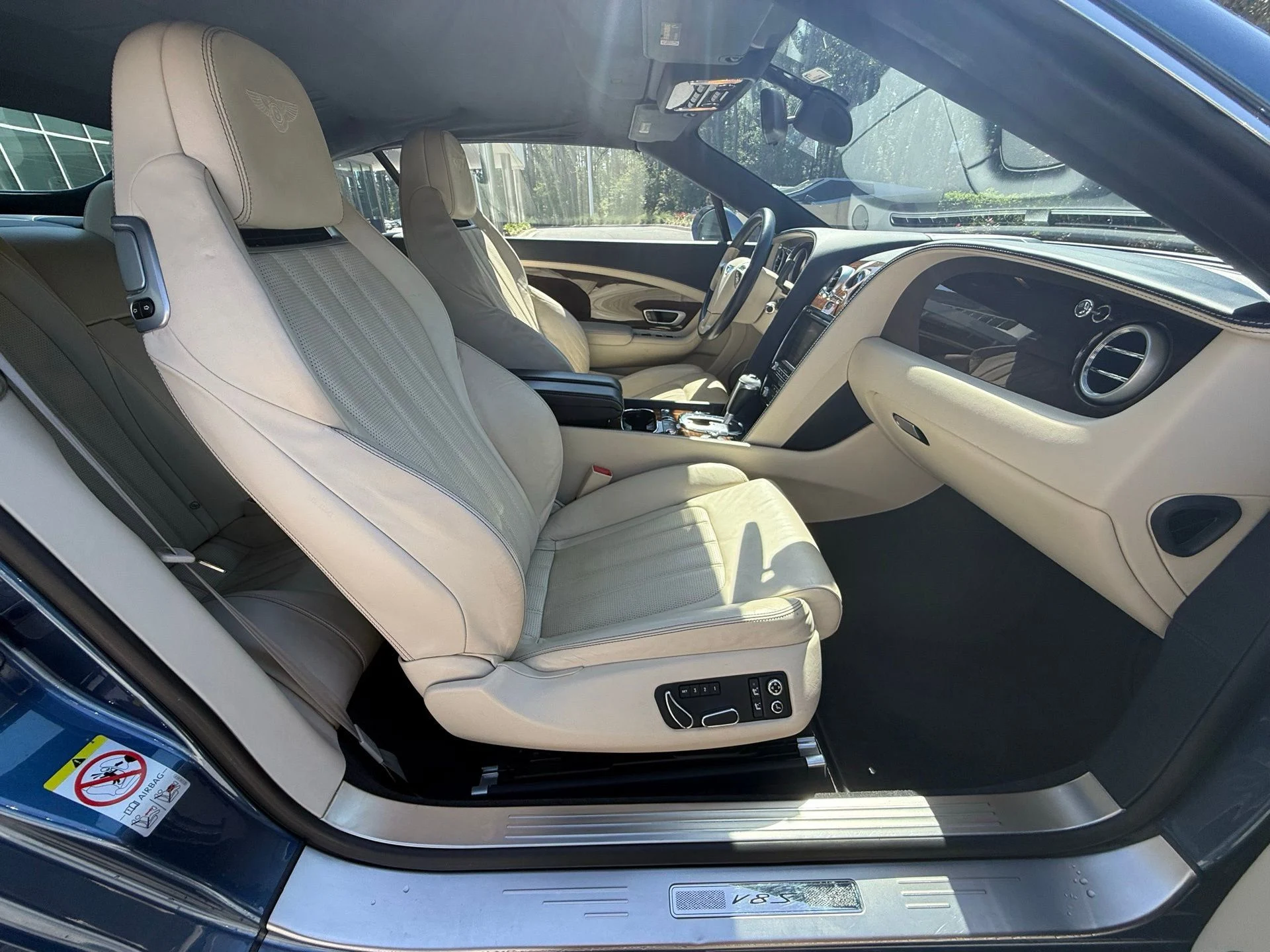 mph028_815878820_7ffd678088554468ba2dc868b290ec6c_2009b2b284