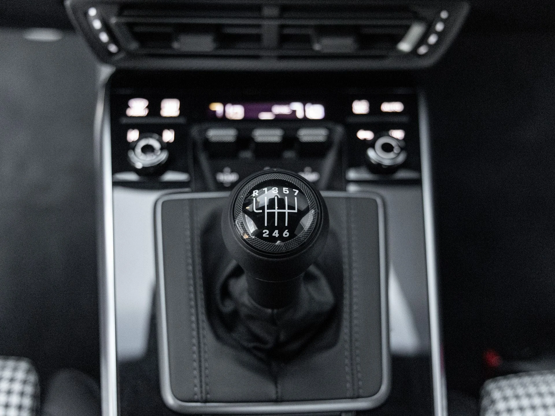 mph028_819100940_29_9f8eb43418