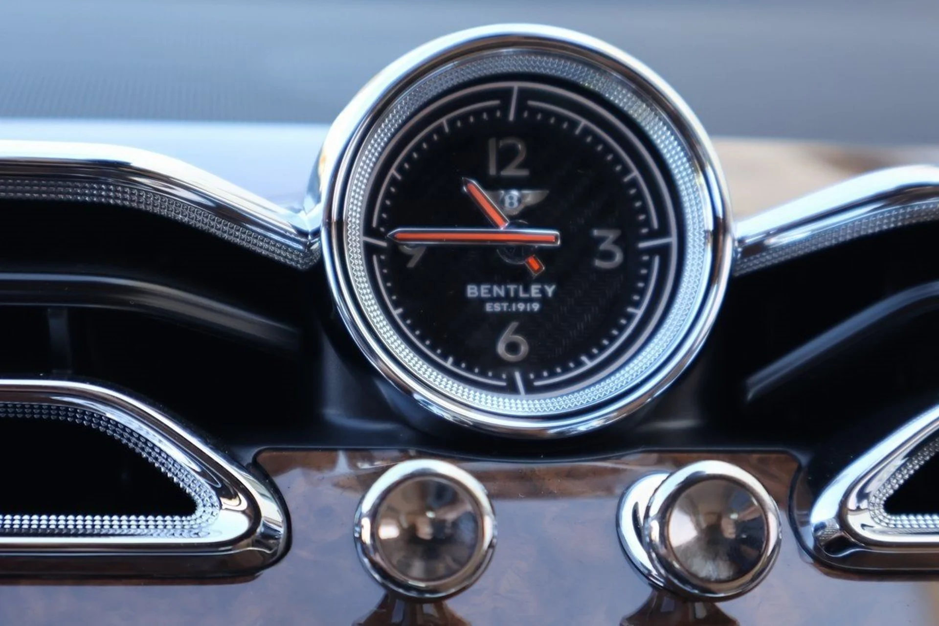 mph028_823407912_29_a1d769625f