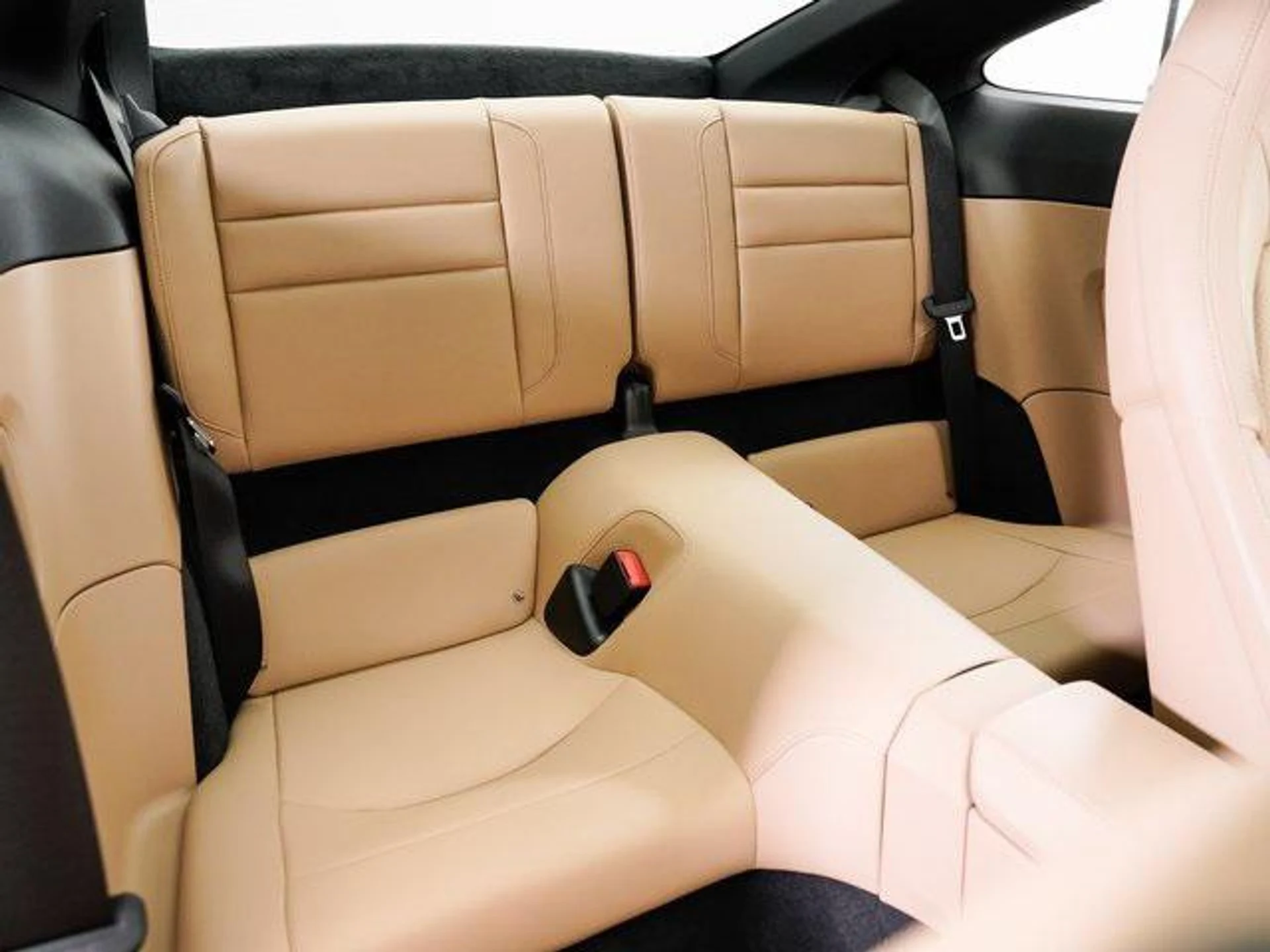 mph028_827553507_Kh_U4_Pitm_M_Qz_Bg_A_Mrmd_Pb5t_Jb_CQ_f51e3212de