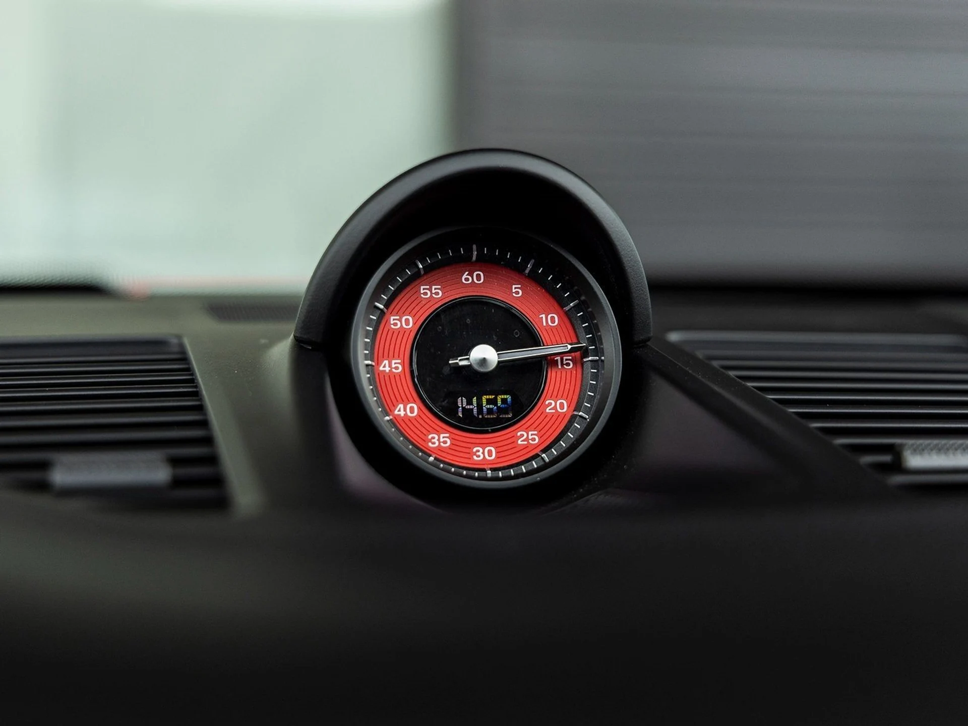 mph028_830404815_29_16c0100fad