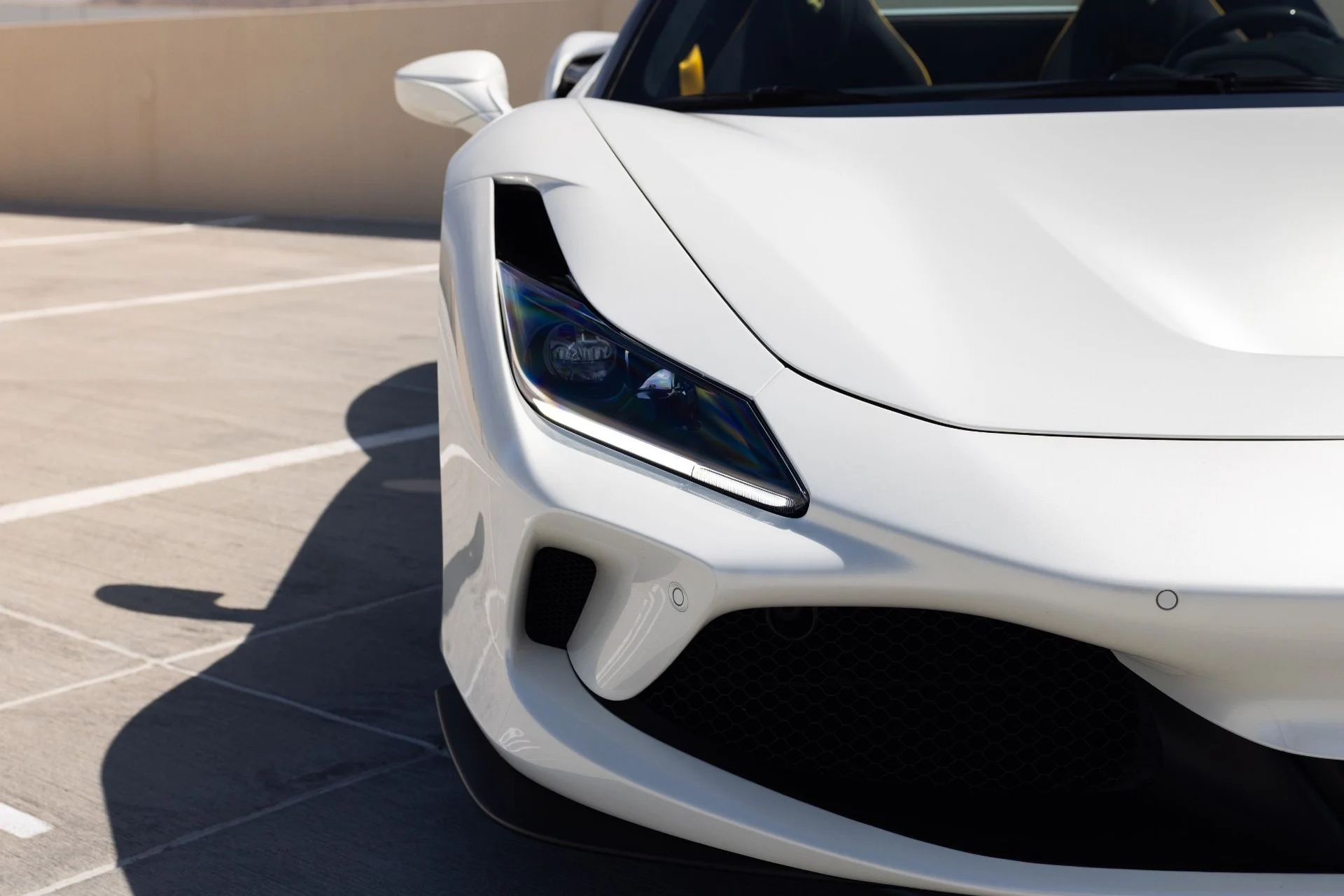 mph028_831529806_Used_2023_Ferrari_F8_Spider_1776809234_d27ceff86d