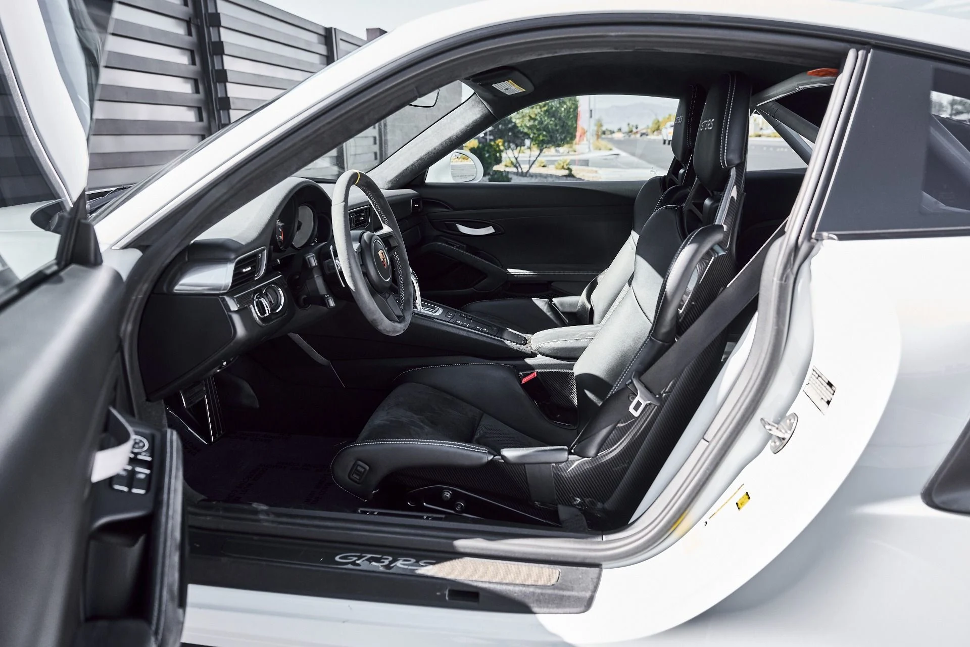mph028_832140525_Used_2019_Porsche_911_GT_3_RS_1780421842_964079acd9