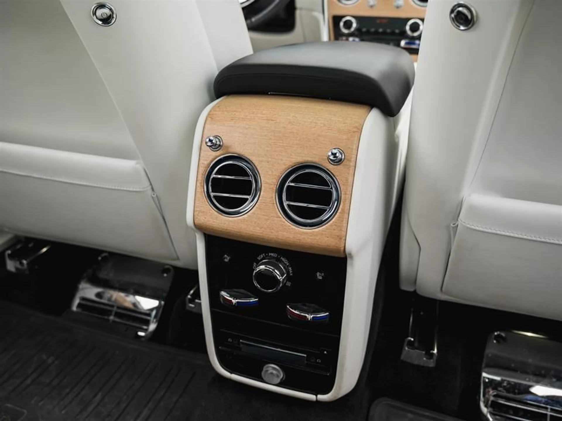 mph028_839659451_fky5gmvj_8b725151ab