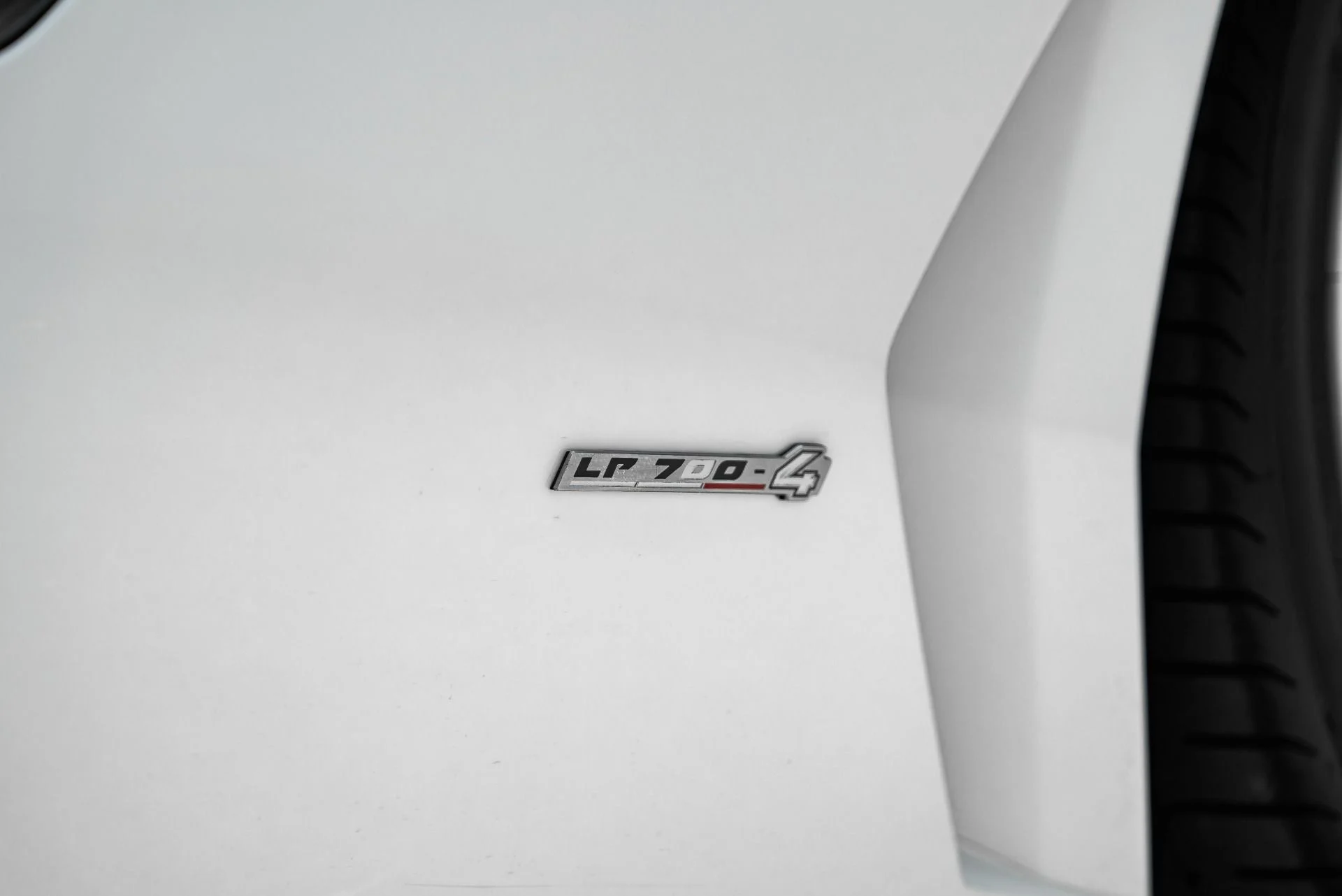 mph028_850212423_Used_2016_Lamborghini_Aventador_LP_700_4_1790099102_18c65c648c
