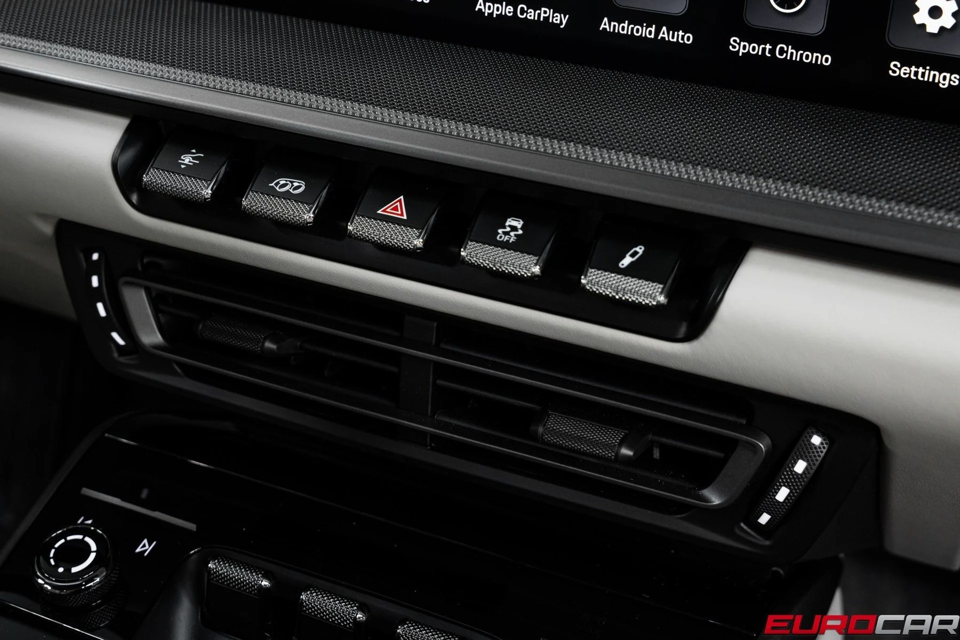 mph028_851011618_image_29_52dbfc9f58