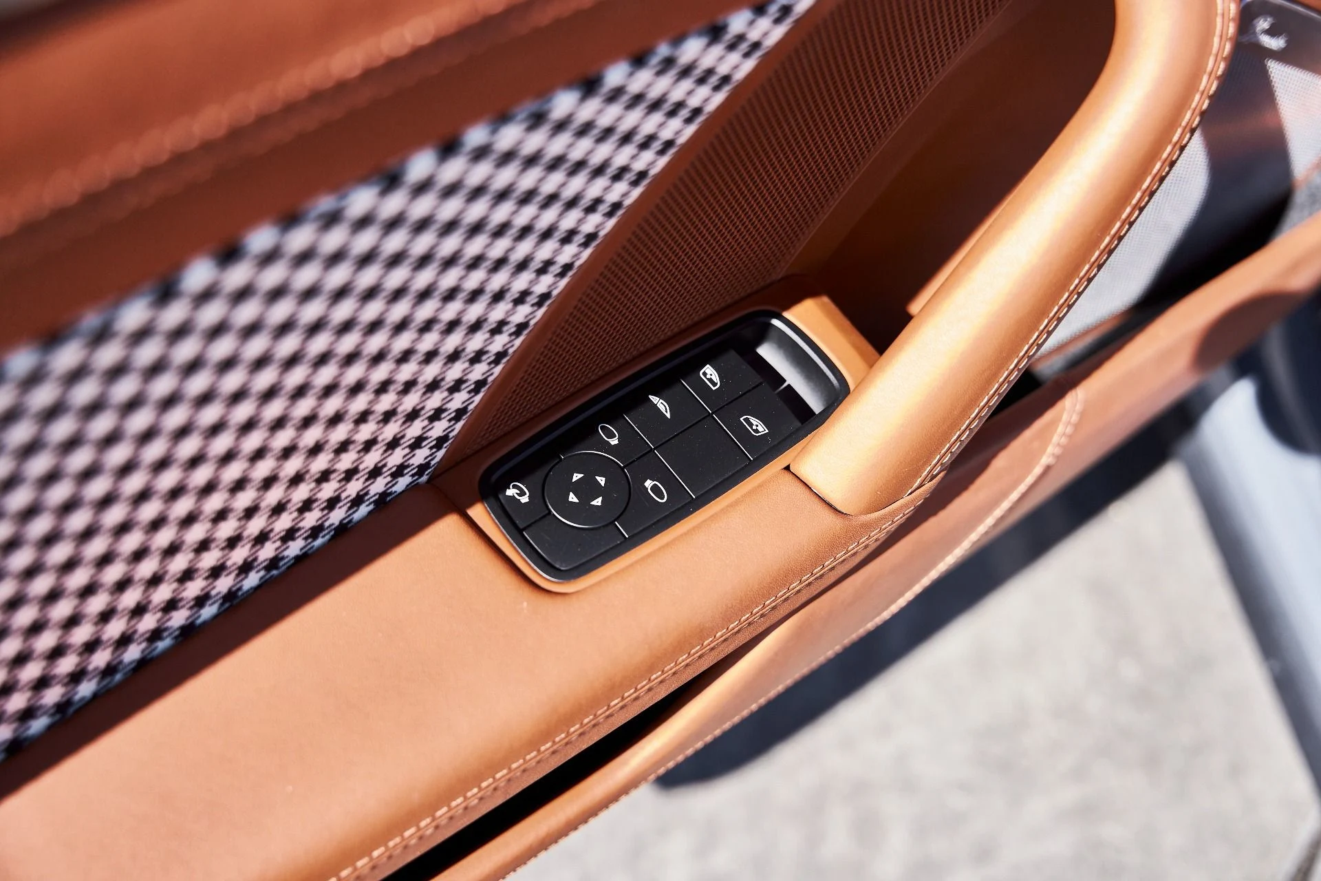 mph028_852569354_Used_2024_Porsche_911_Turbo_S_1773968001_acccc7f14d