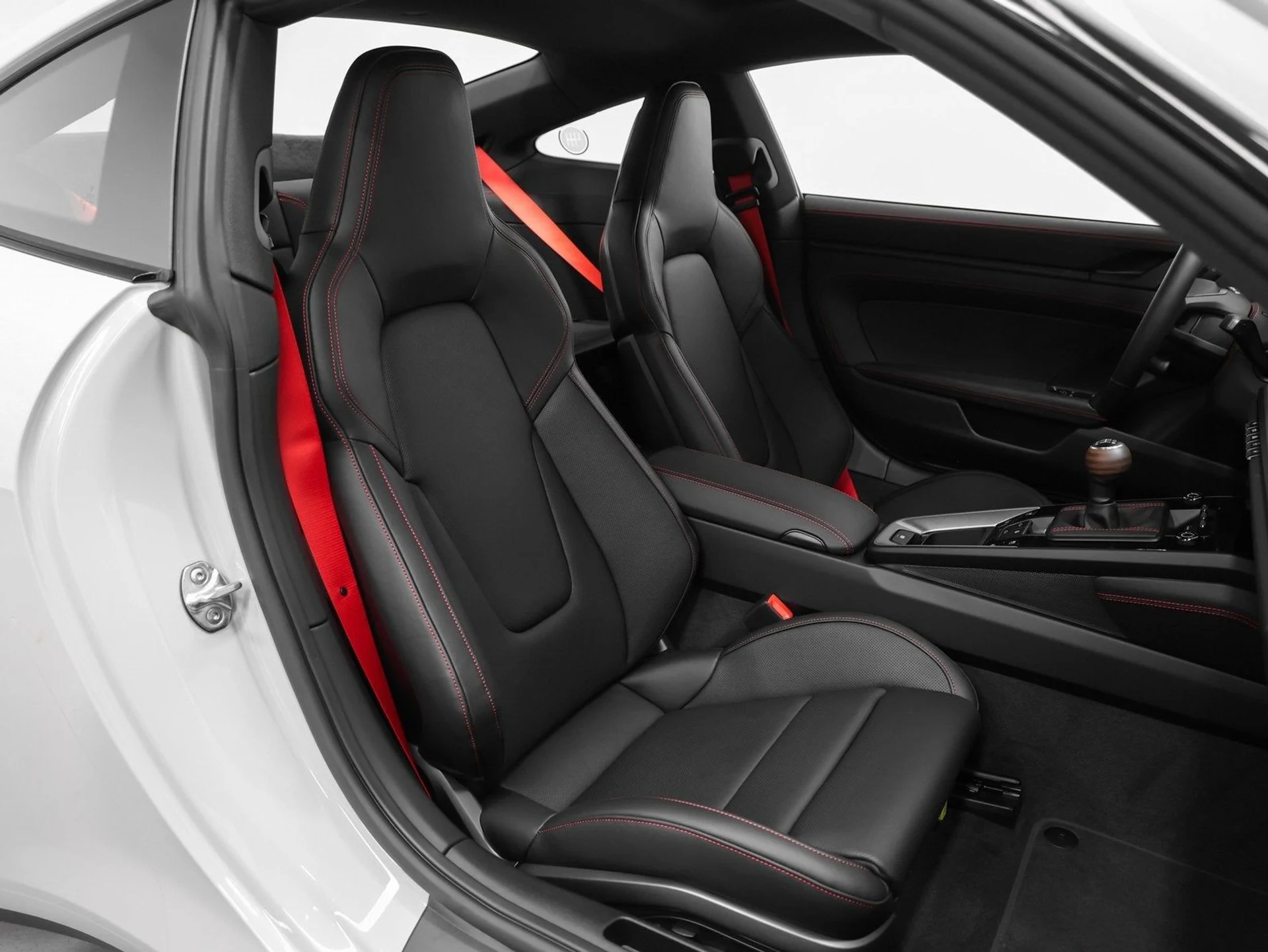 mph028_855802370_29_8344ffdaac