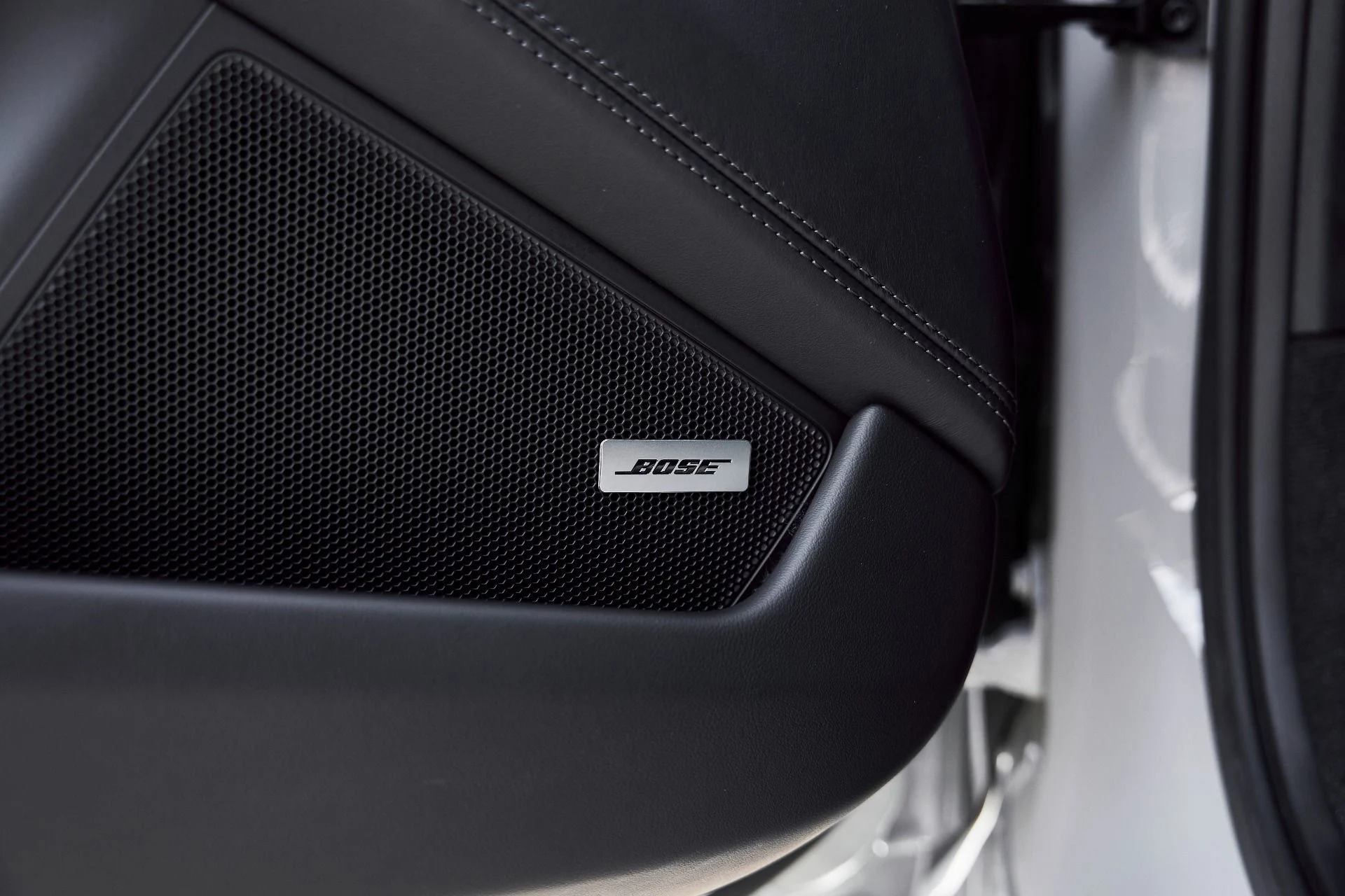 mph028_856891834_Used_2024_Porsche_911_Turbo_1767745738_9852540d84