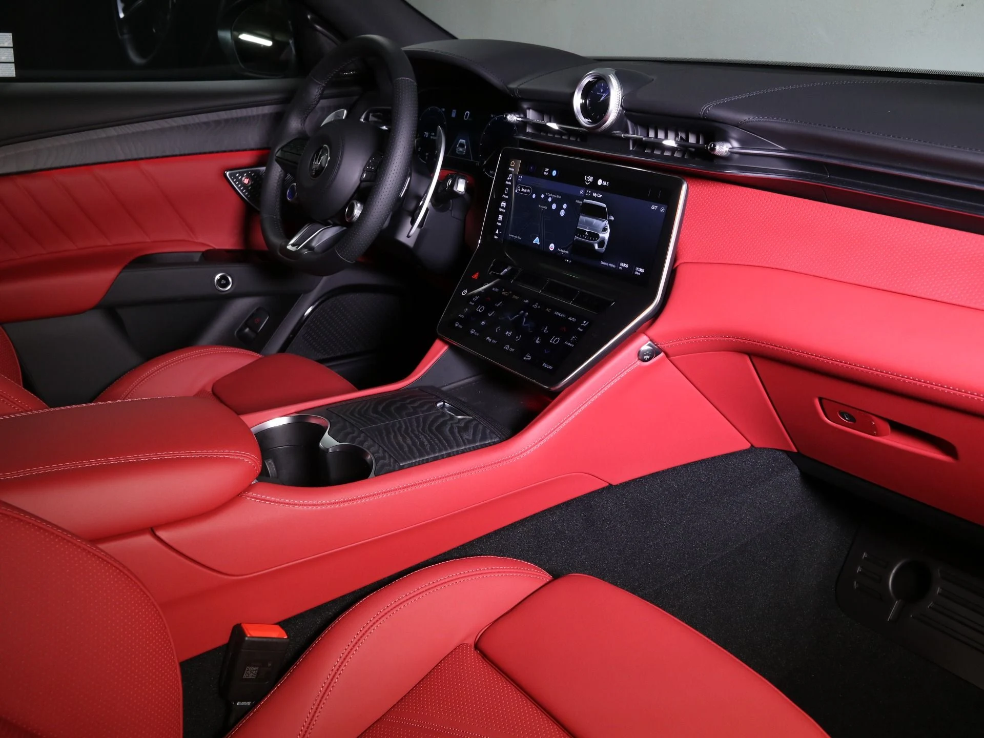 mph028_857033498_New_2025_Maserati_Grecale_Modena_1750292098_55b6a0ffe1